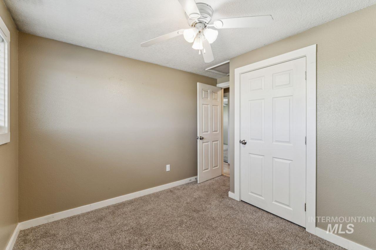 902 S Arizona, Fruitland, Idaho 83619, 3 Bedrooms, 1.5 Bathrooms, Residential For Sale, Price $349,500, 98982525