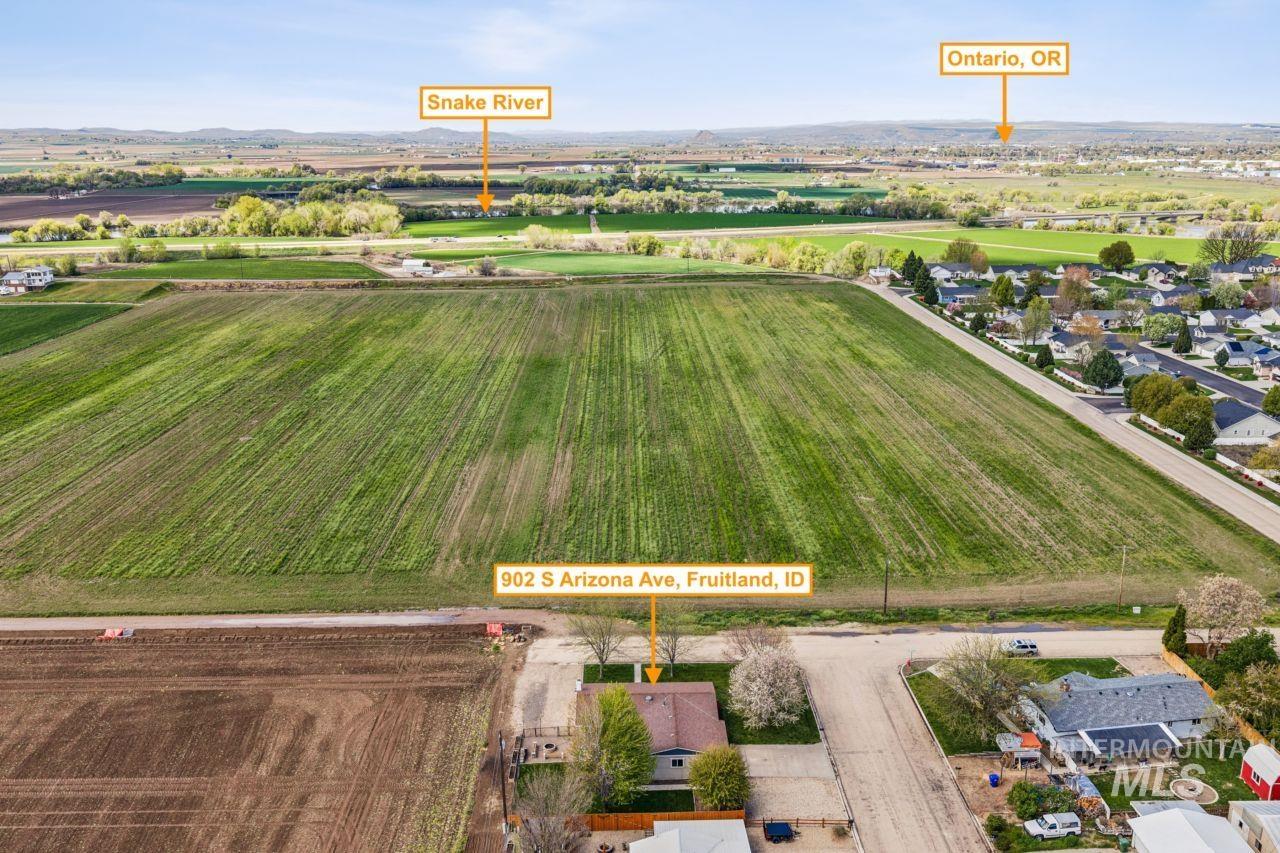 902 S Arizona, Fruitland, Idaho 83619, 3 Bedrooms, 1.5 Bathrooms, Residential For Sale, Price $349,500, 98982525