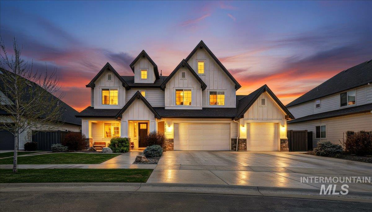 5562 S Astoria Avenue, Meridian, Idaho 83642, 4 Bedrooms, 4 Bathrooms, Residential For Sale, Price $895,000,MLS 98982527