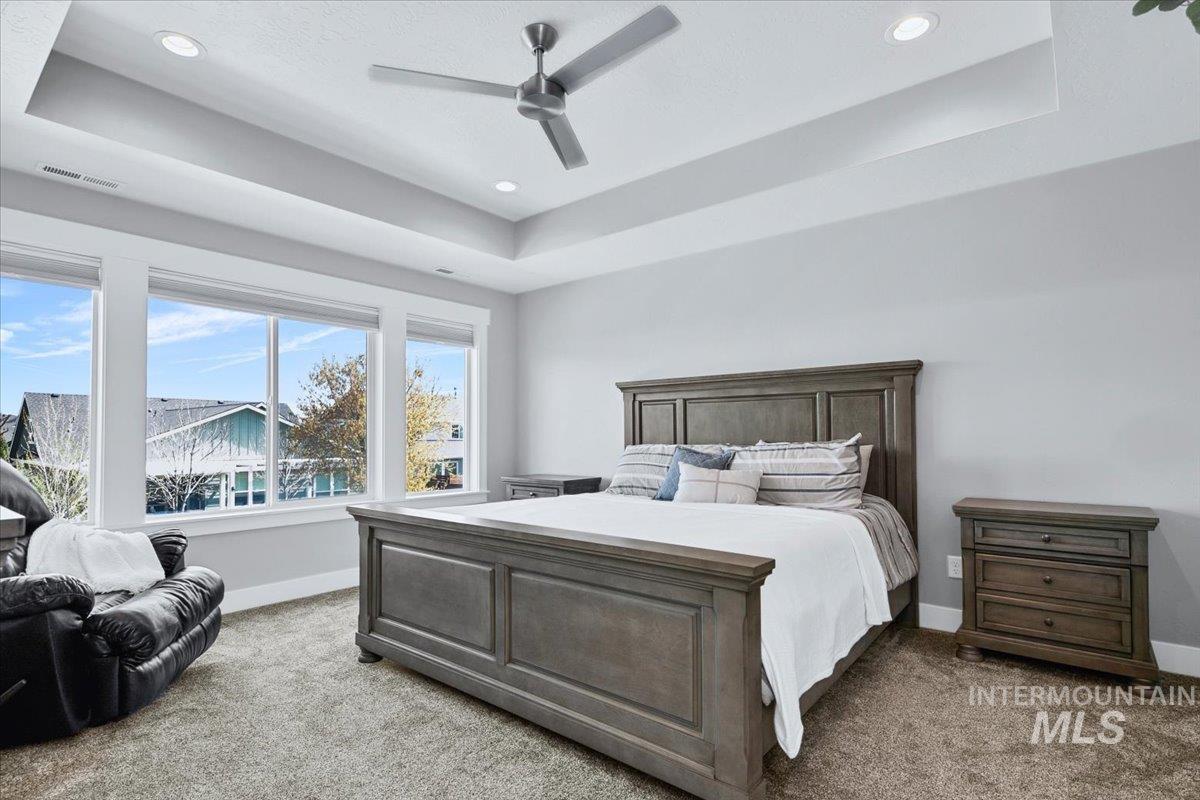 5562 S Astoria Avenue, Meridian, Idaho 83642, 4 Bedrooms, 4 Bathrooms, Residential For Sale, Price $895,000, 98982527