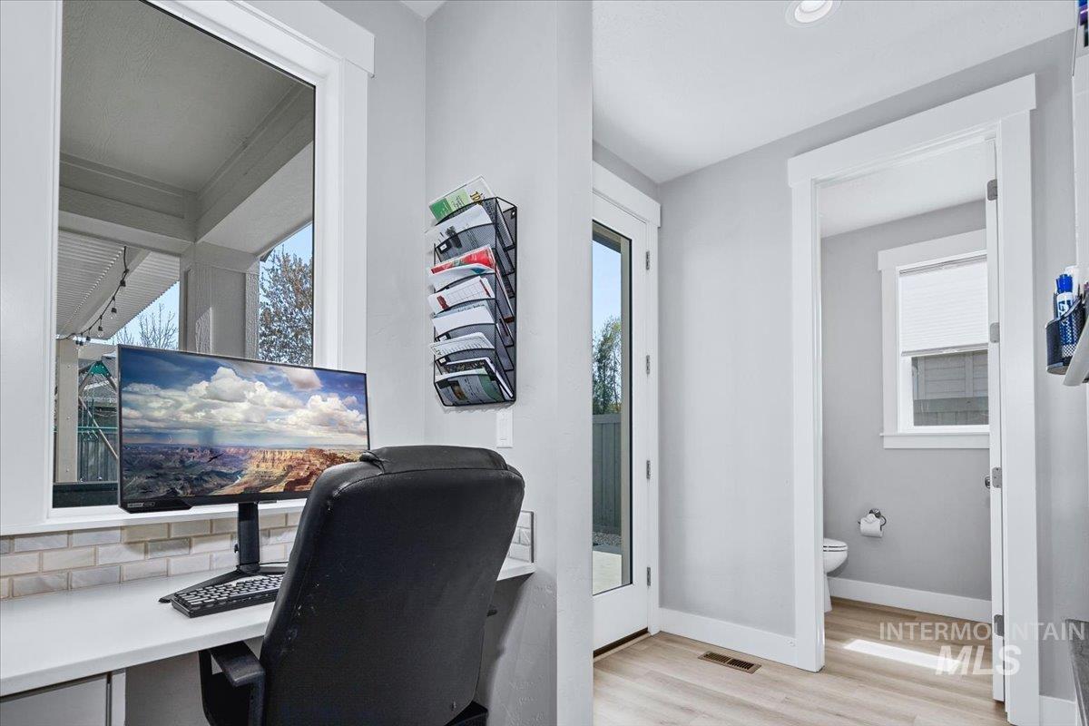 5562 S Astoria Avenue, Meridian, Idaho 83642, 4 Bedrooms, 4 Bathrooms, Residential For Sale, Price $895,000, 98982527