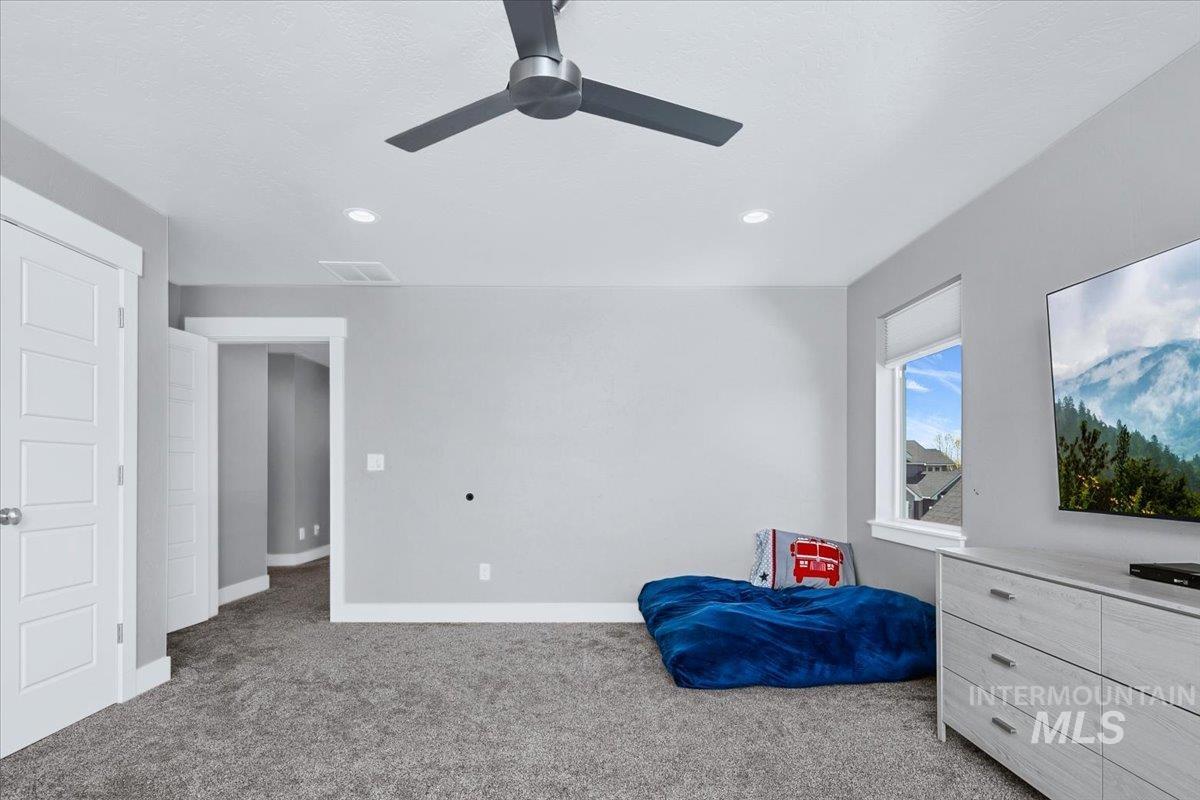 5562 S Astoria Avenue, Meridian, Idaho 83642, 4 Bedrooms, 4 Bathrooms, Residential For Sale, Price $895,000, 98982527