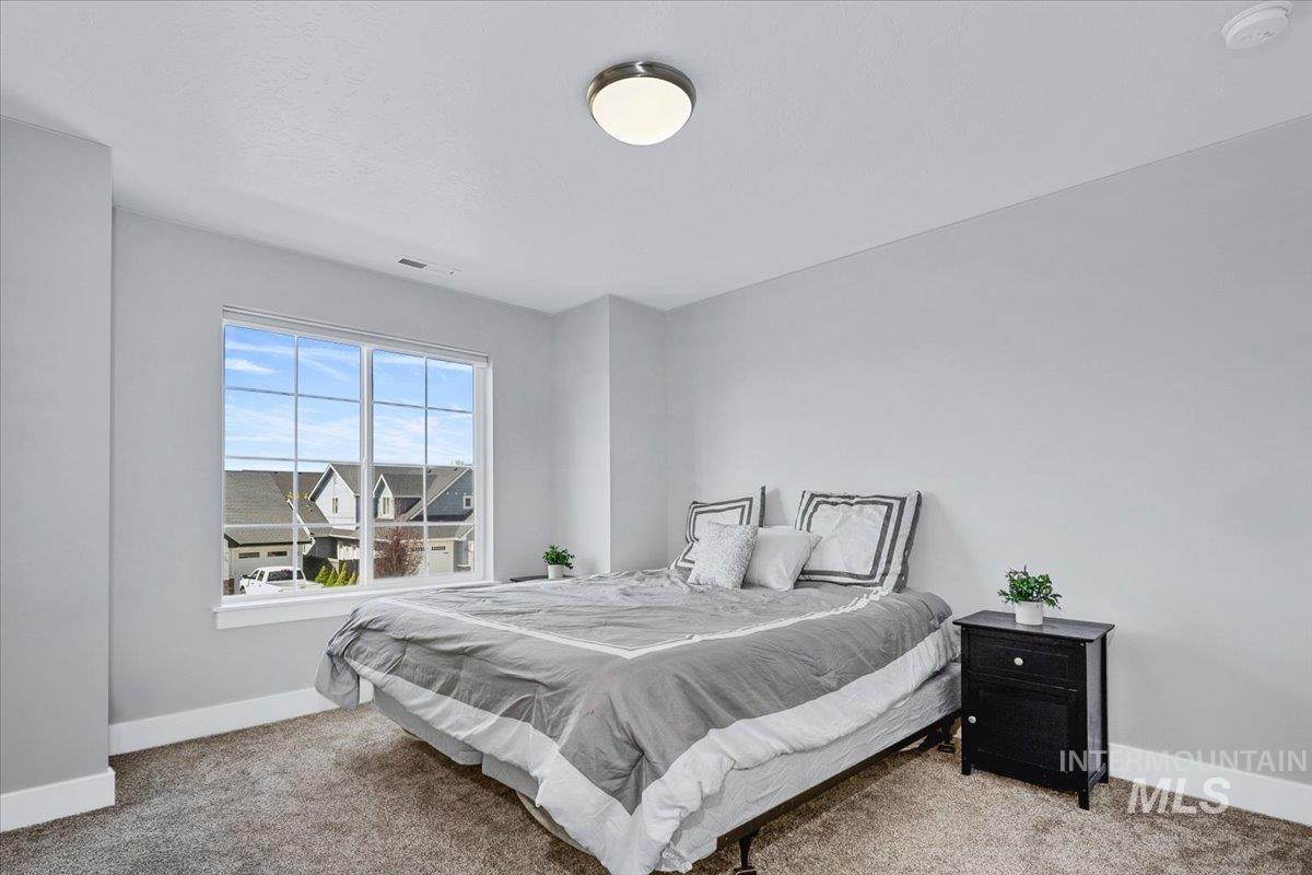 5562 S Astoria Avenue, Meridian, Idaho 83642, 4 Bedrooms, 4 Bathrooms, Residential For Sale, Price $895,000, 98982527