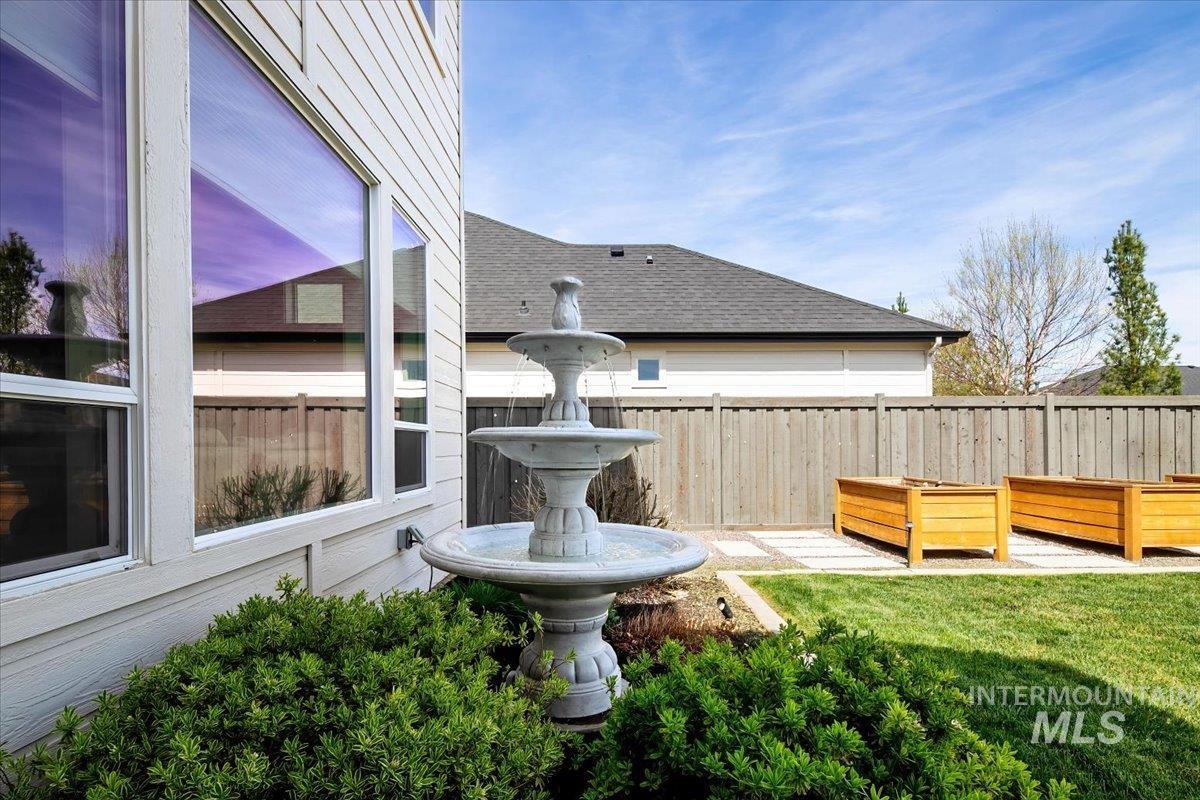 5562 S Astoria Avenue, Meridian, Idaho 83642, 4 Bedrooms, 4 Bathrooms, Residential For Sale, Price $895,000, 98982527