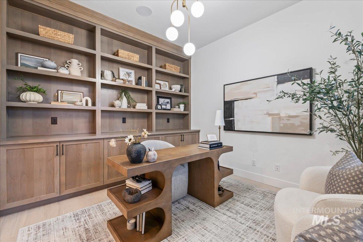 6971 N Cairnhill Way, Eagle, Idaho 83616, 3 Bedrooms, 3.5 Bathrooms, Residential For Sale, Price $1,050,000, 98982528