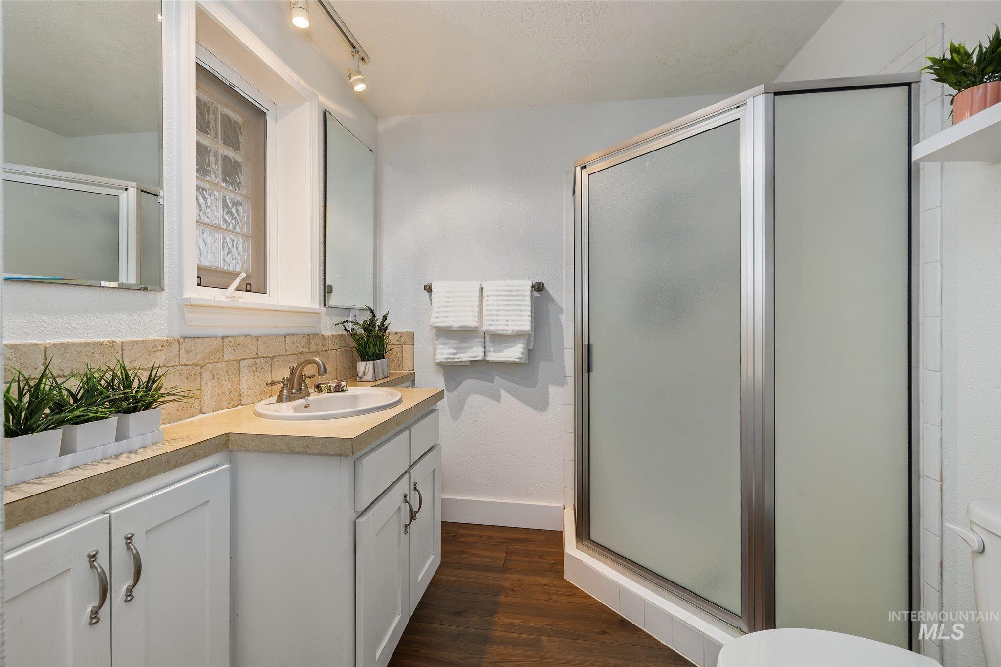 2852 NW 14Th St, Meridian, Idaho 83646, 3 Bedrooms, 2 Bathrooms, Residential For Sale, Price $460,000,MLS 98982529