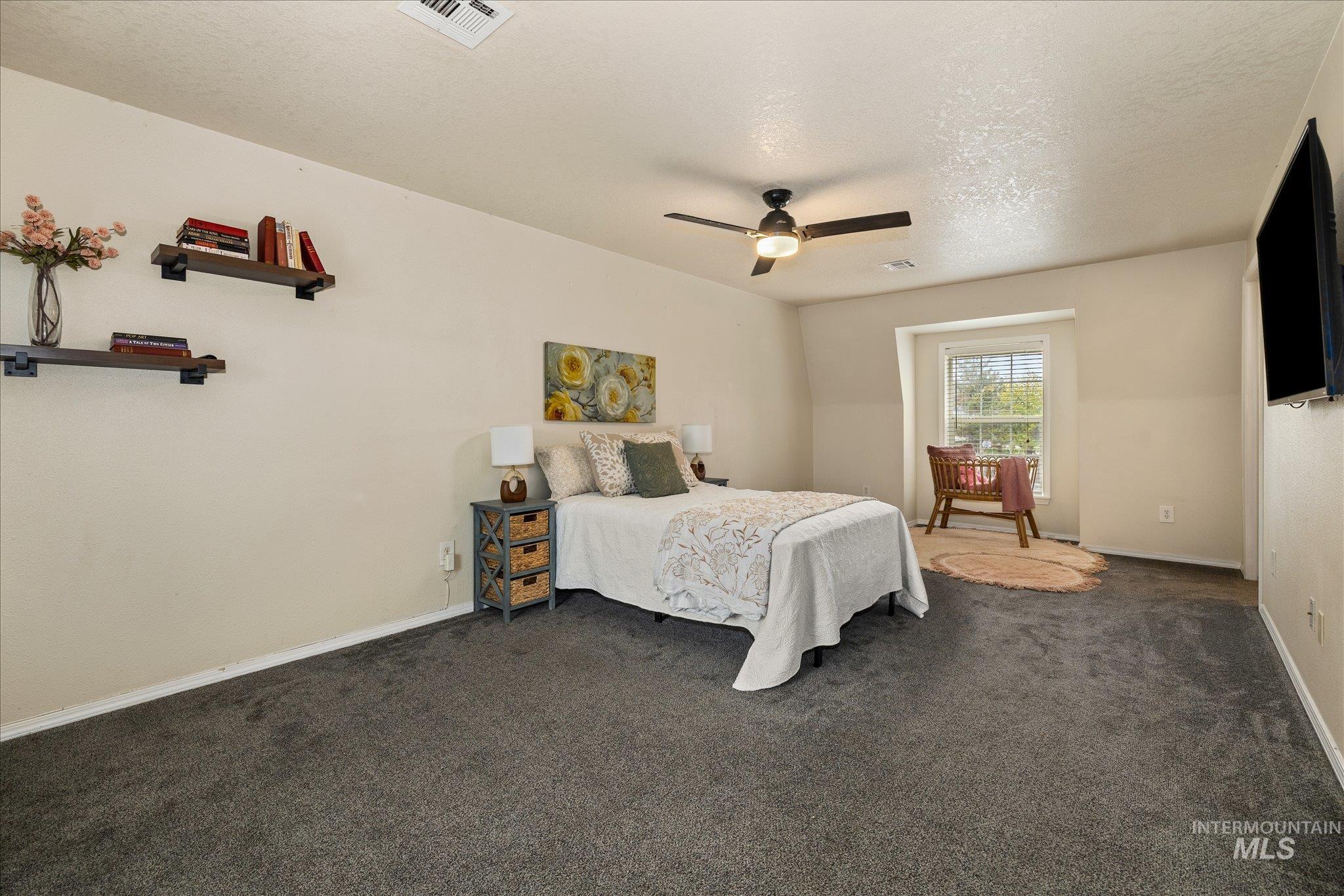 2852 NW 14Th St, Meridian, Idaho 83646, 3 Bedrooms, 2 Bathrooms, Residential For Sale, Price $460,000,MLS 98982529