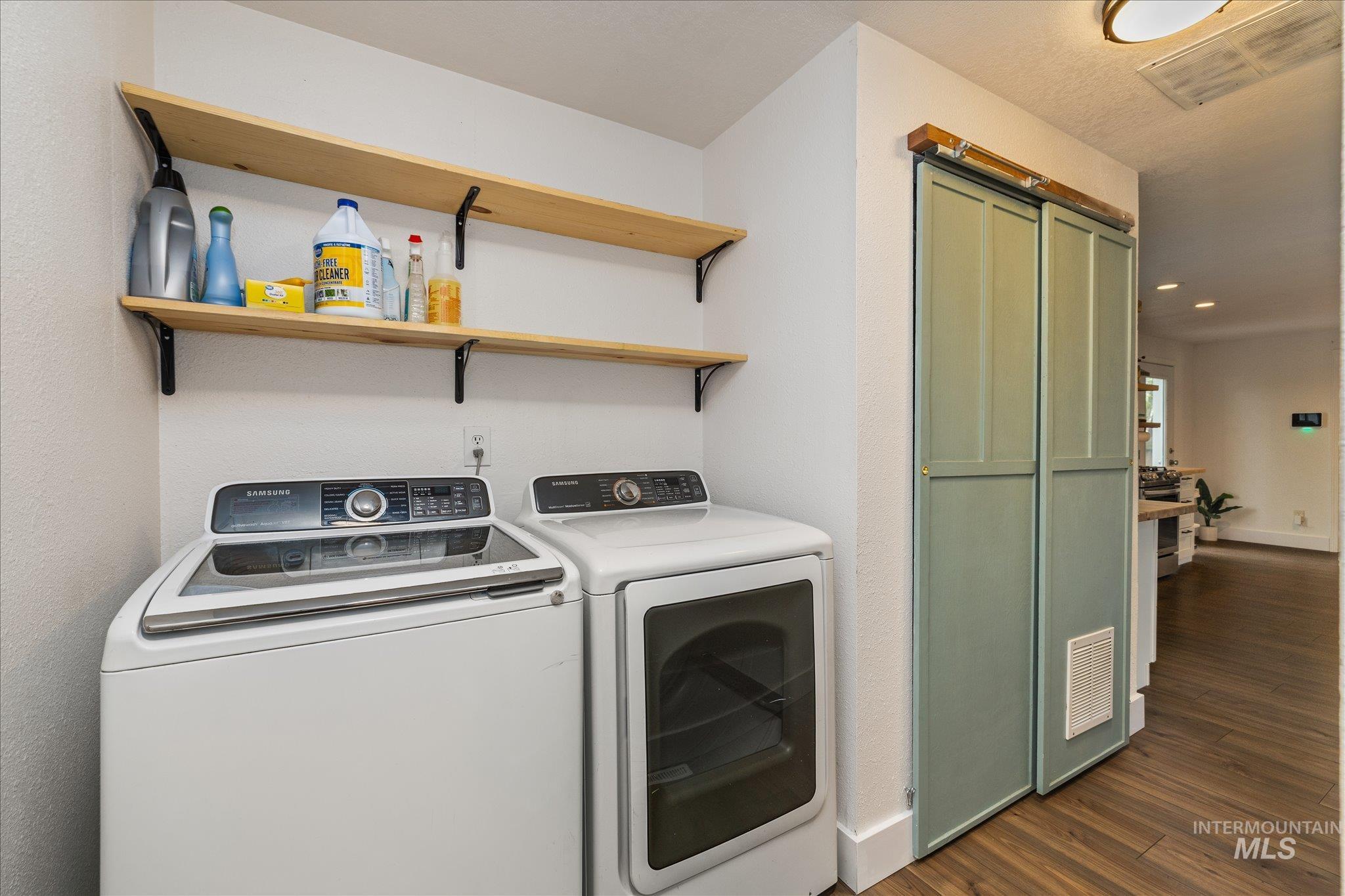 2852 NW 14Th St, Meridian, Idaho 83646, 3 Bedrooms, 2 Bathrooms, Residential For Sale, Price $460,000,MLS 98982529