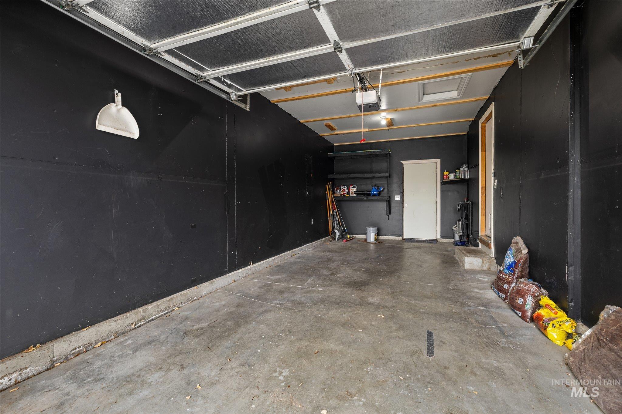 2852 NW 14Th St, Meridian, Idaho 83646, 3 Bedrooms, 2 Bathrooms, Residential For Sale, Price $460,000,MLS 98982529