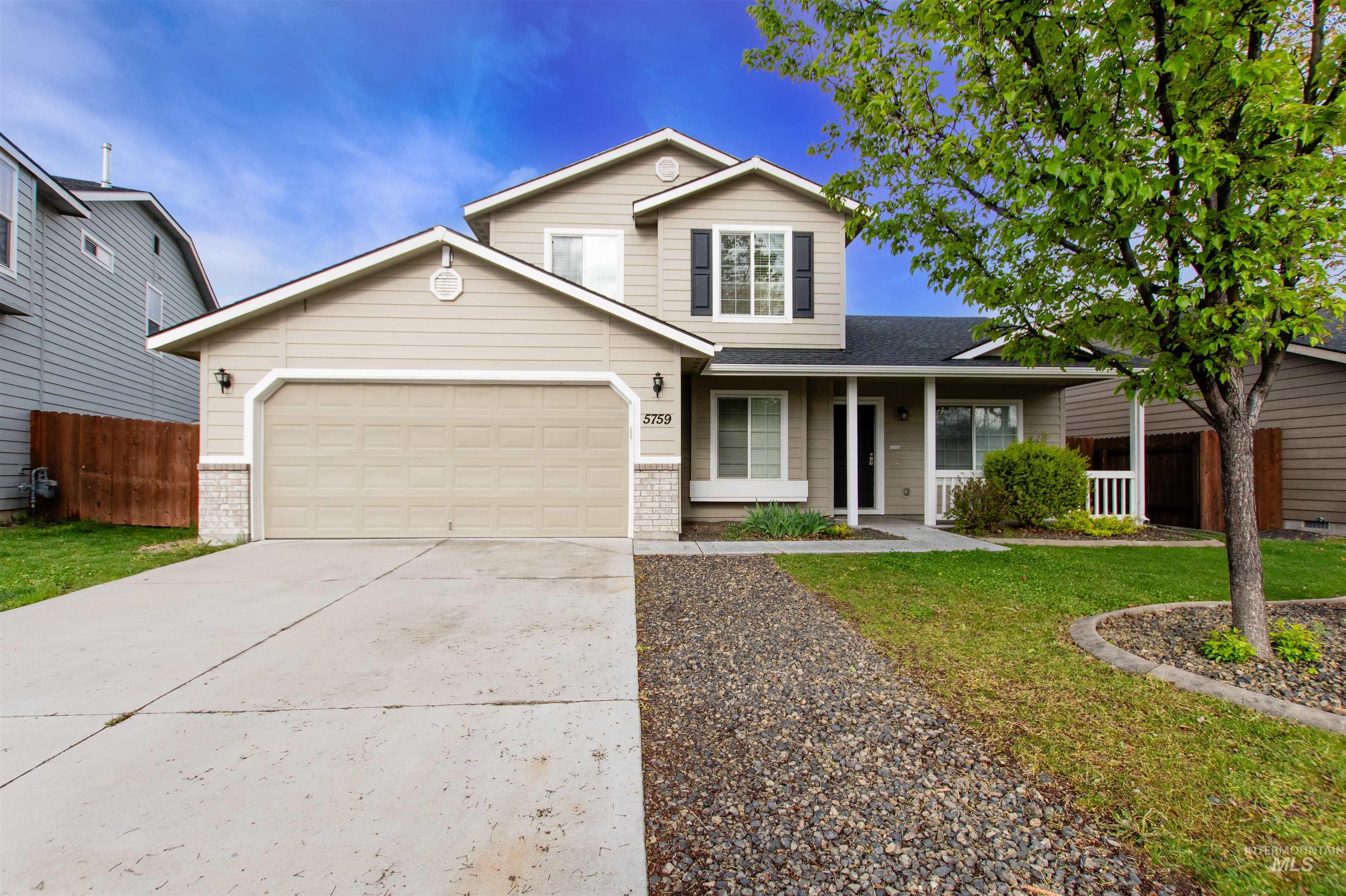 5759 S Moon Land Ave, Boise, Idaho 83709, 4 Bedrooms, 2.5 Bathrooms, Residential For Sale, Price $449,000,MLS 98982530