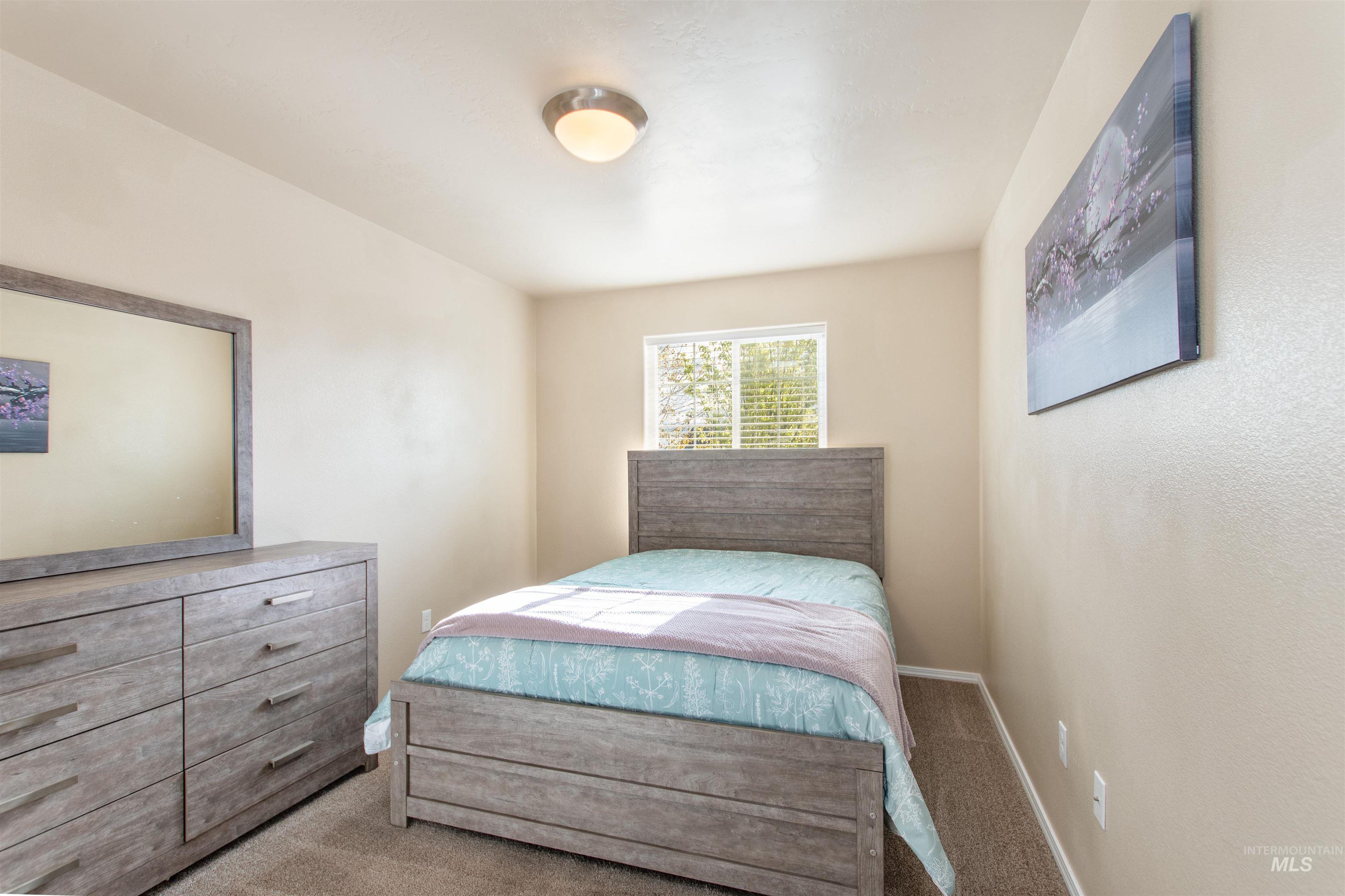 5759 S Moon Land Ave, Boise, Idaho 83709, 4 Bedrooms, 2.5 Bathrooms, Residential For Sale, Price $449,000,MLS 98982530