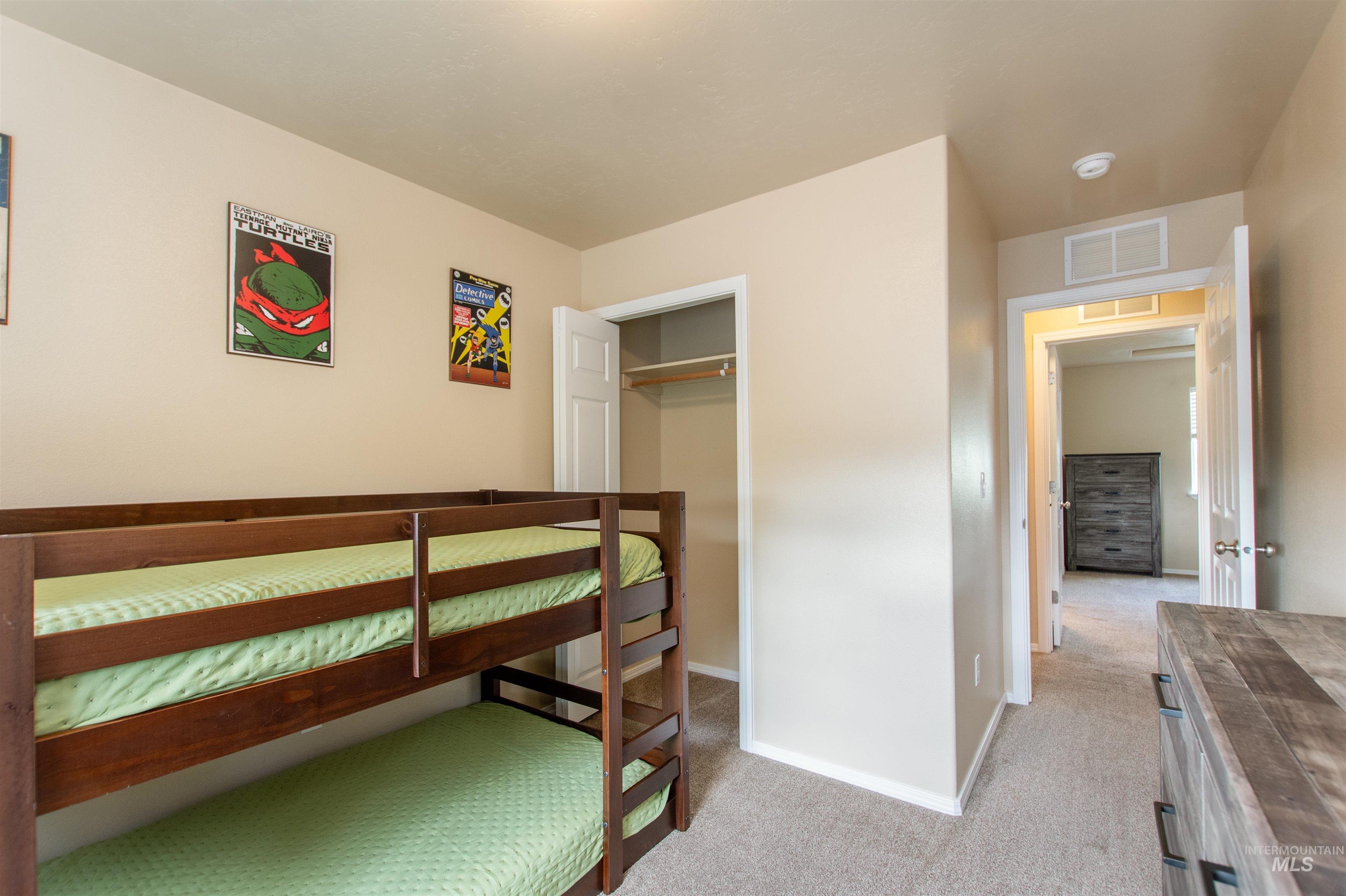 5759 S Moon Land Ave, Boise, Idaho 83709, 4 Bedrooms, 2.5 Bathrooms, Residential For Sale, Price $449,000,MLS 98982530