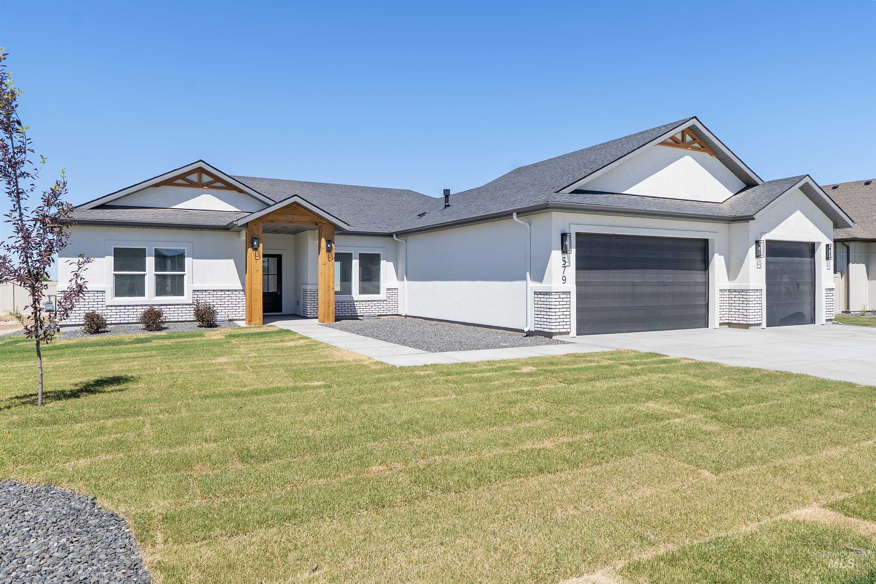 579 Moonstone, Kimberly, Idaho 83341, 4 Bedrooms, 2 Bathrooms, Residential For Sale, Price $439,900, 98982532