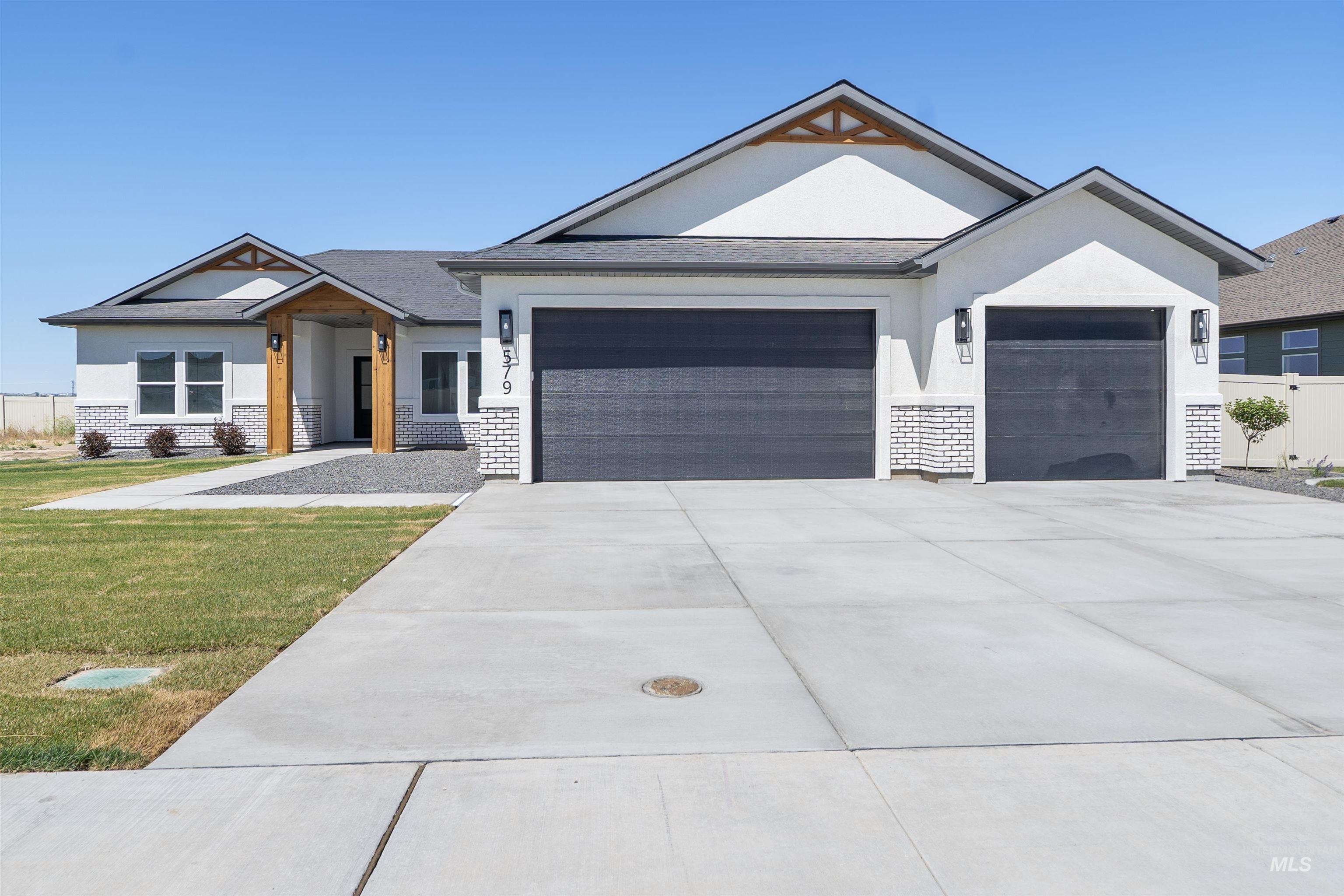 579 Moonstone, Kimberly, Idaho 83341, 4 Bedrooms, 2 Bathrooms, Residential For Sale, Price $439,900, 98982532