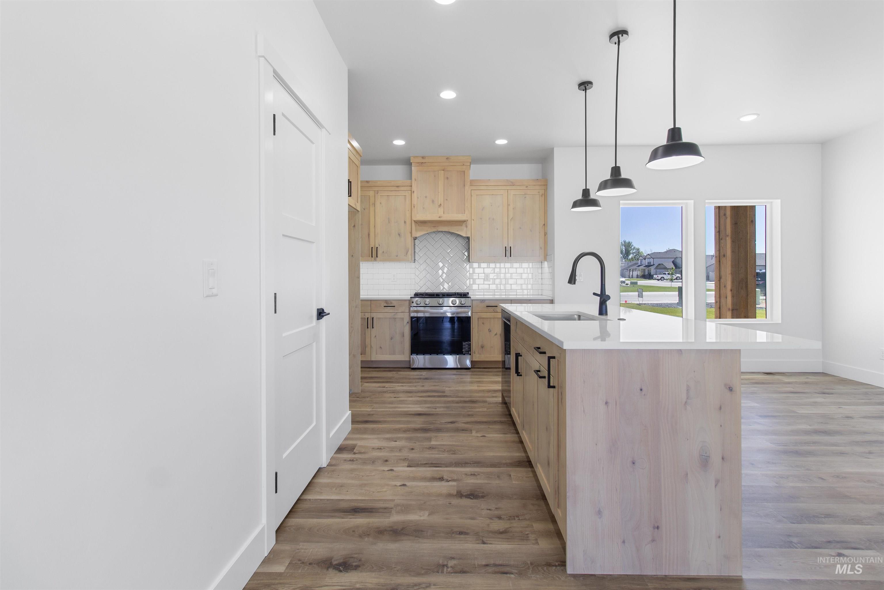 579 Moonstone, Kimberly, Idaho 83341, 4 Bedrooms, 2 Bathrooms, Residential For Sale, Price $439,900, 98982532