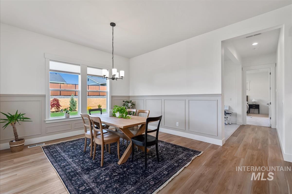 9570 W Summit Peak Dr, Star, Idaho 83669, 3 Bedrooms, 2.5 Bathrooms, Residential For Sale, Price $749,000, 98982533