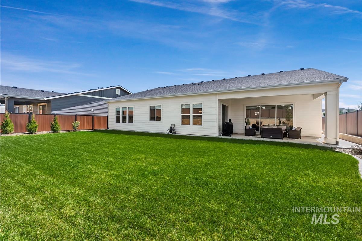 9570 W Summit Peak Dr, Star, Idaho 83669, 3 Bedrooms, 2.5 Bathrooms, Residential For Sale, Price $749,000, 98982533
