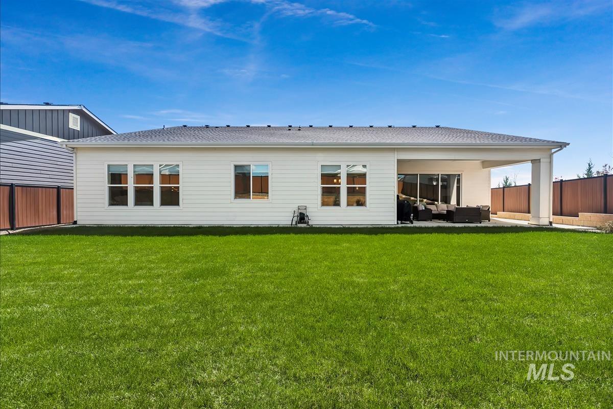 9570 W Summit Peak Dr, Star, Idaho 83669, 3 Bedrooms, 2.5 Bathrooms, Residential For Sale, Price $749,000, 98982533