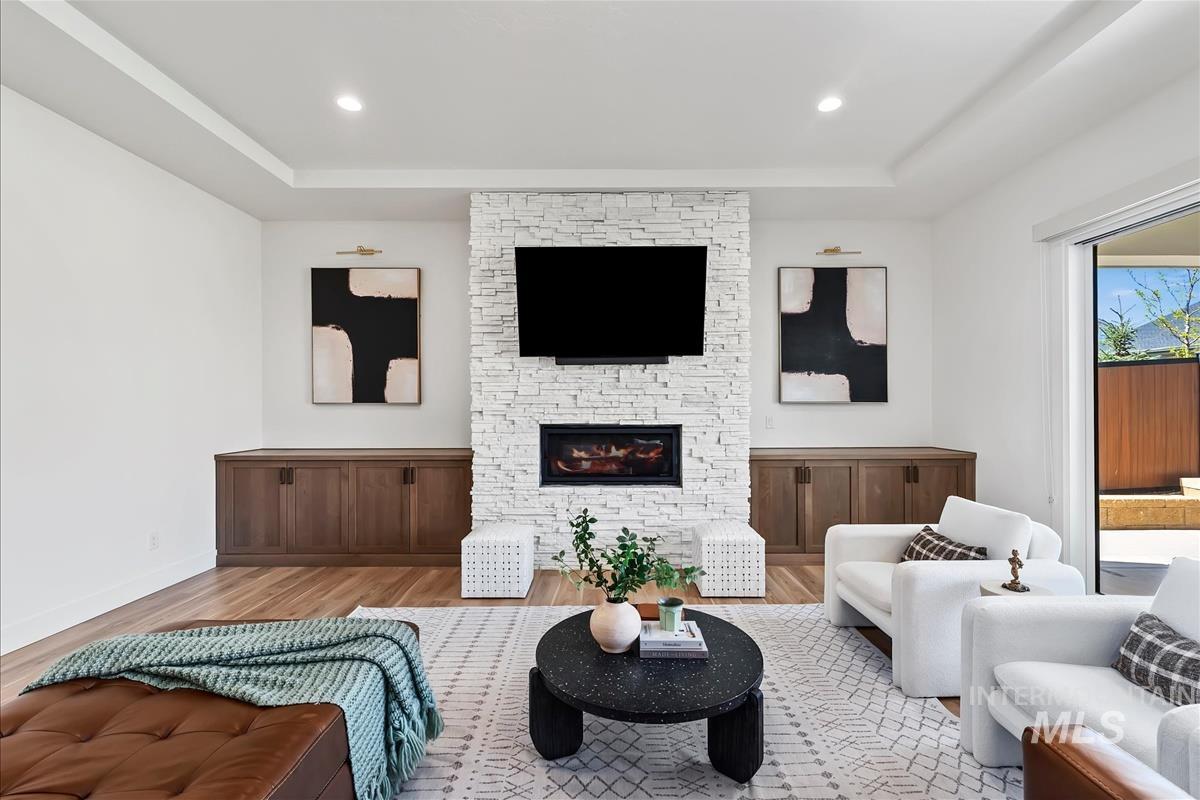 9570 W Summit Peak Dr, Star, Idaho 83669, 3 Bedrooms, 2.5 Bathrooms, Residential For Sale, Price $779,000,MLS 98982533