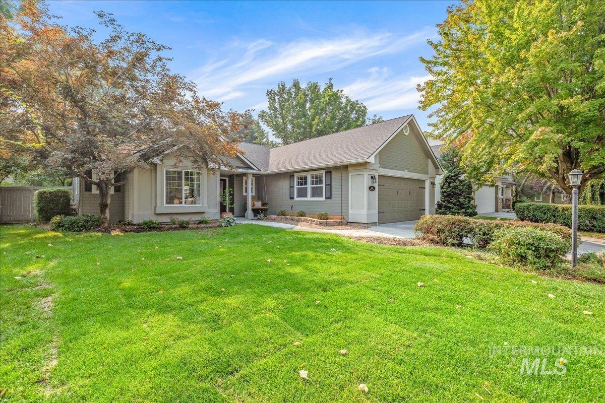 6224 N Royal Park, Boise, Idaho 83713, 3 Bedrooms, 2 Bathrooms, Residential For Sale, Price $449,900,MLS 98982534
