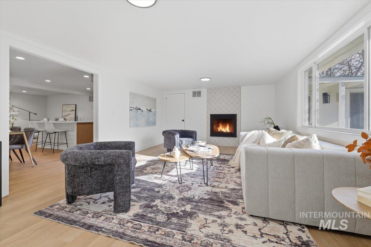 4760 N Maplewood, Boise, Idaho 83703, 4 Bedrooms, 2 Bathrooms, Residential For Sale, Price $524,900,MLS 98982535