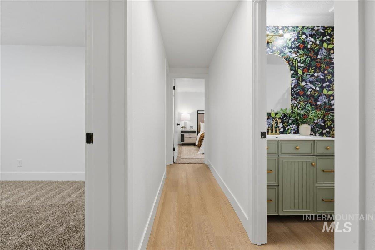 4760 N Maplewood, Boise, Idaho 83703, 4 Bedrooms, 2 Bathrooms, Residential For Sale, Price $524,900,MLS 98982535