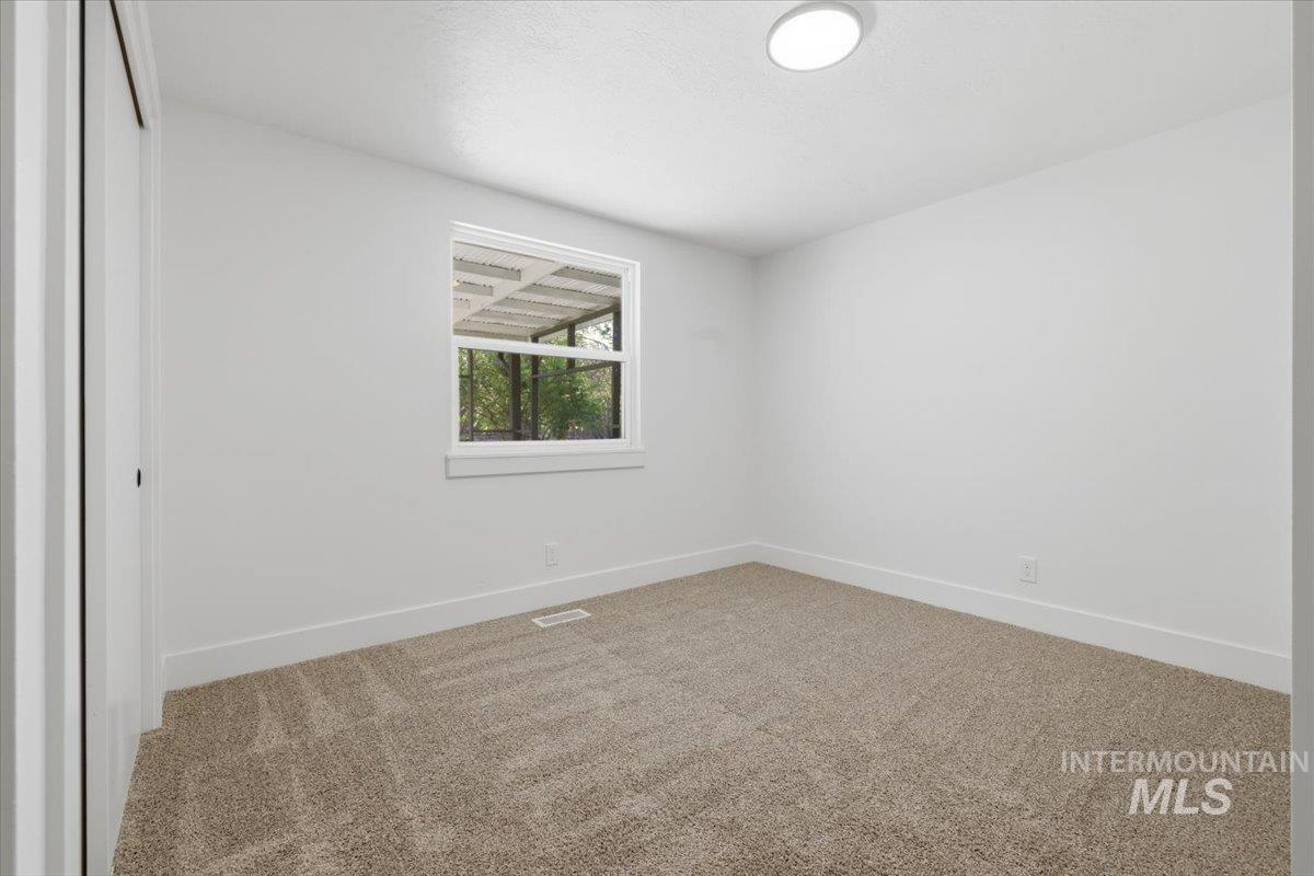 4760 N Maplewood, Boise, Idaho 83703, 4 Bedrooms, 2 Bathrooms, Residential For Sale, Price $524,900,MLS 98982535