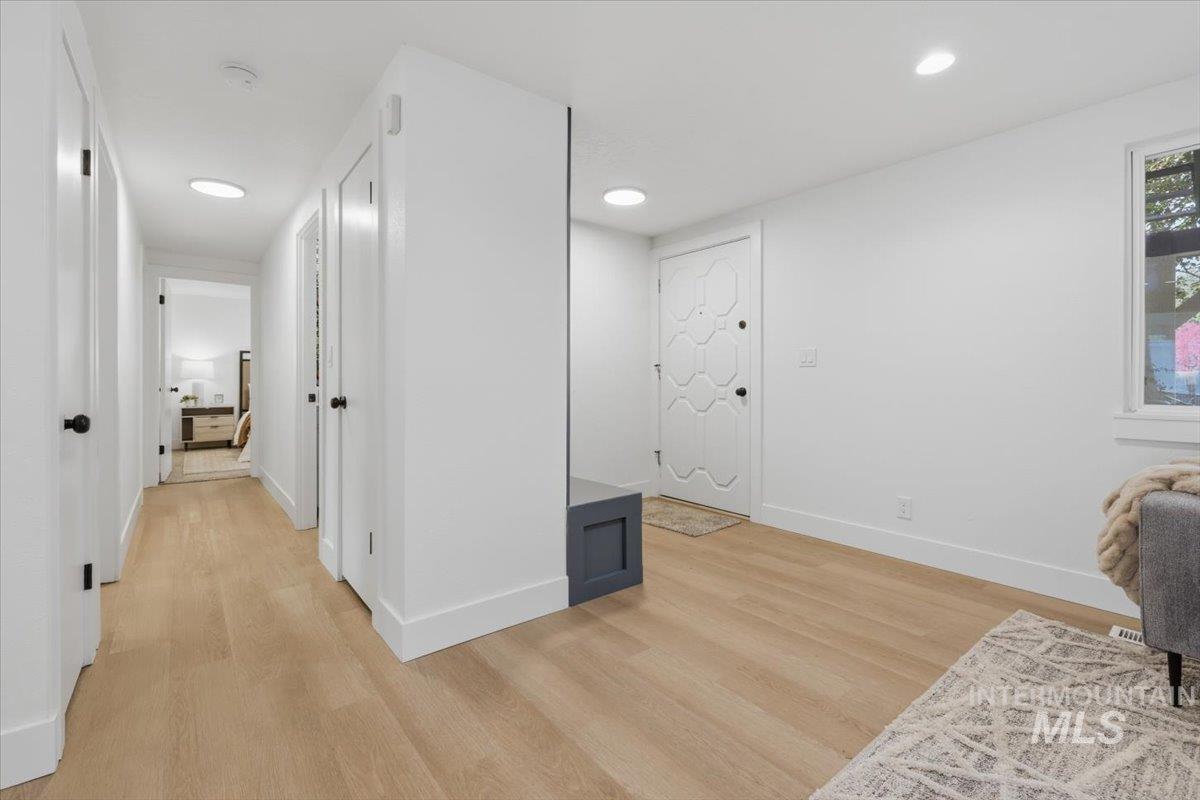 4760 N Maplewood, Boise, Idaho 83703, 4 Bedrooms, 2 Bathrooms, Residential For Sale, Price $524,900,MLS 98982535