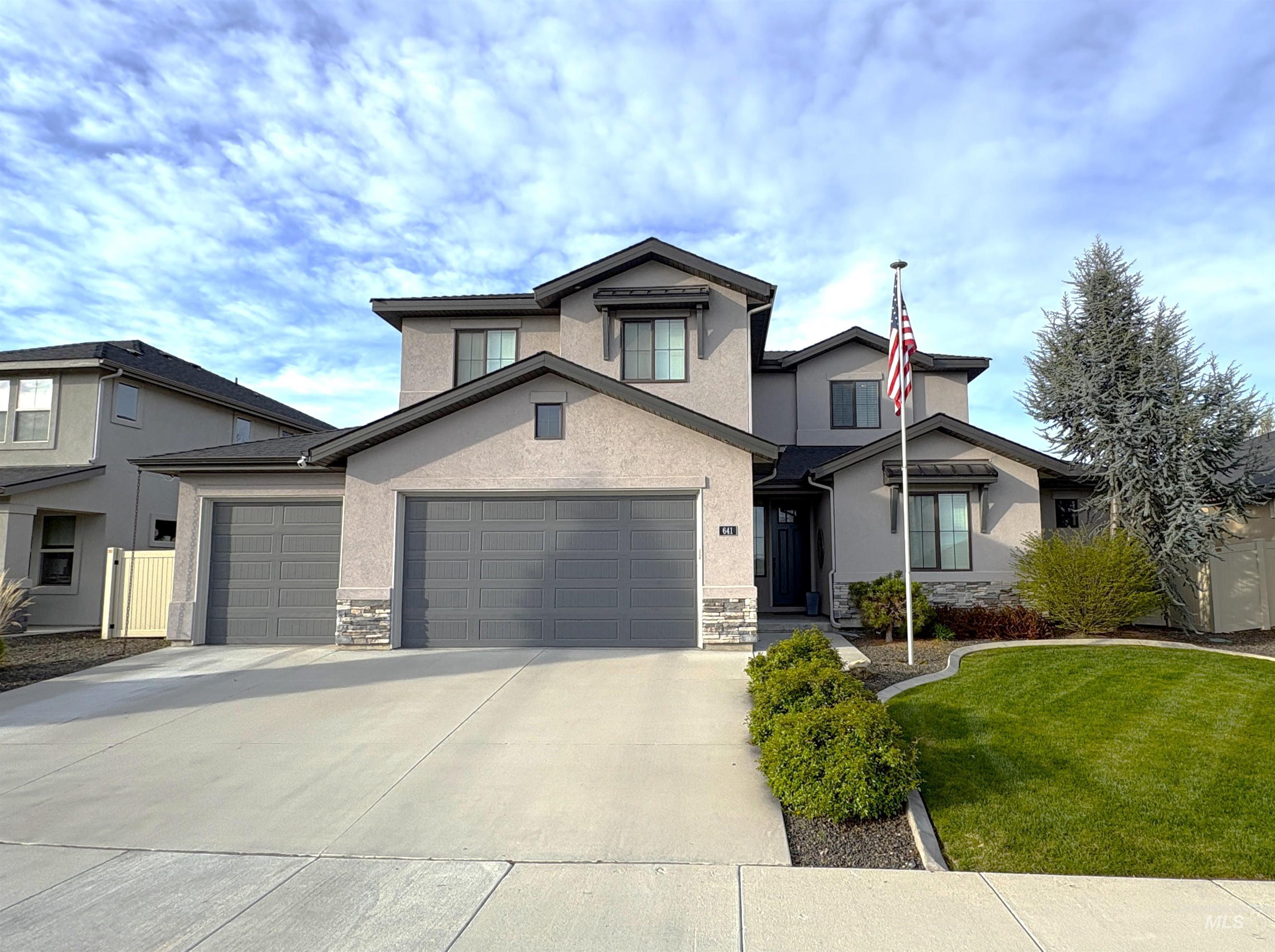 641 E Crest Ridge Dr, Meridian, Idaho 83642, 5 Bedrooms, 3 Bathrooms, Residential For Sale, Price $850,000,MLS 98982539