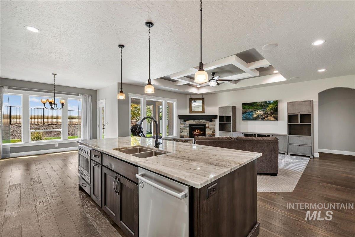 641 E Crest Ridge Dr, Meridian, Idaho 83642, 5 Bedrooms, 3 Bathrooms, Residential For Sale, Price $825,000,MLS 98982539