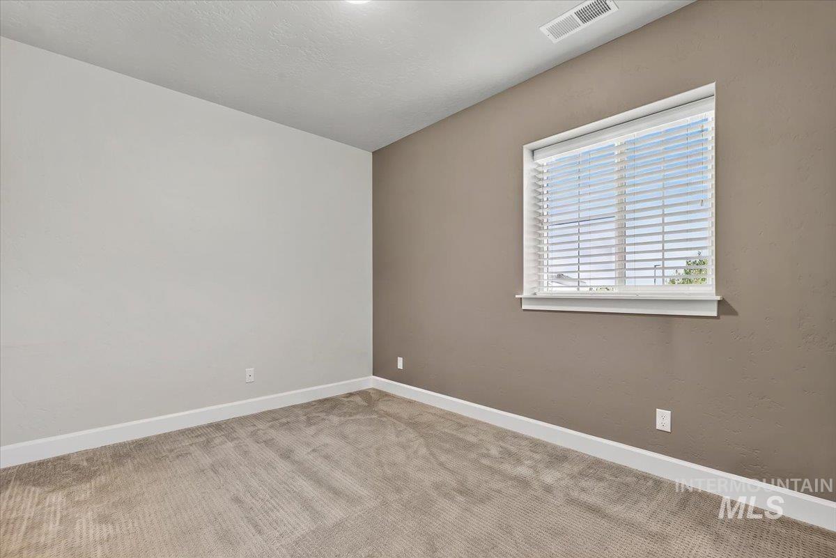 641 E Crest Ridge Dr, Meridian, Idaho 83642, 5 Bedrooms, 3 Bathrooms, Residential For Sale, Price $825,000,MLS 98982539