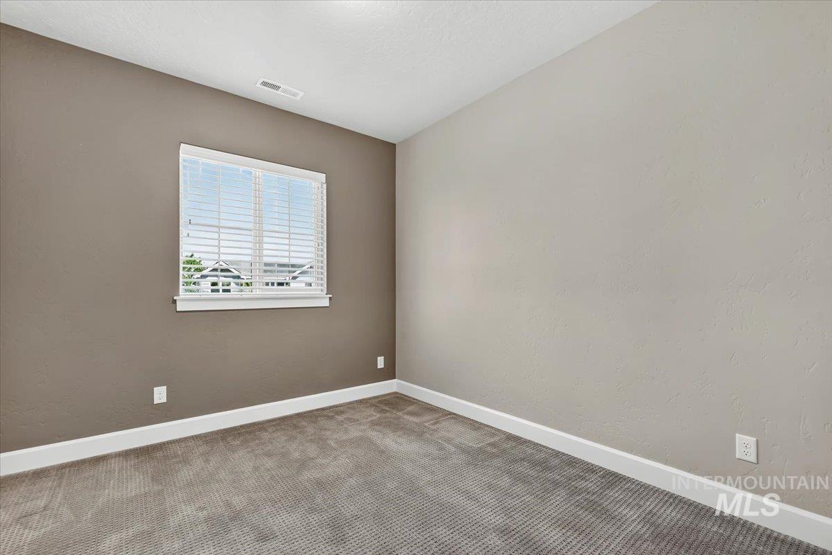 641 E Crest Ridge Dr, Meridian, Idaho 83642, 5 Bedrooms, 3 Bathrooms, Residential For Sale, Price $825,000,MLS 98982539