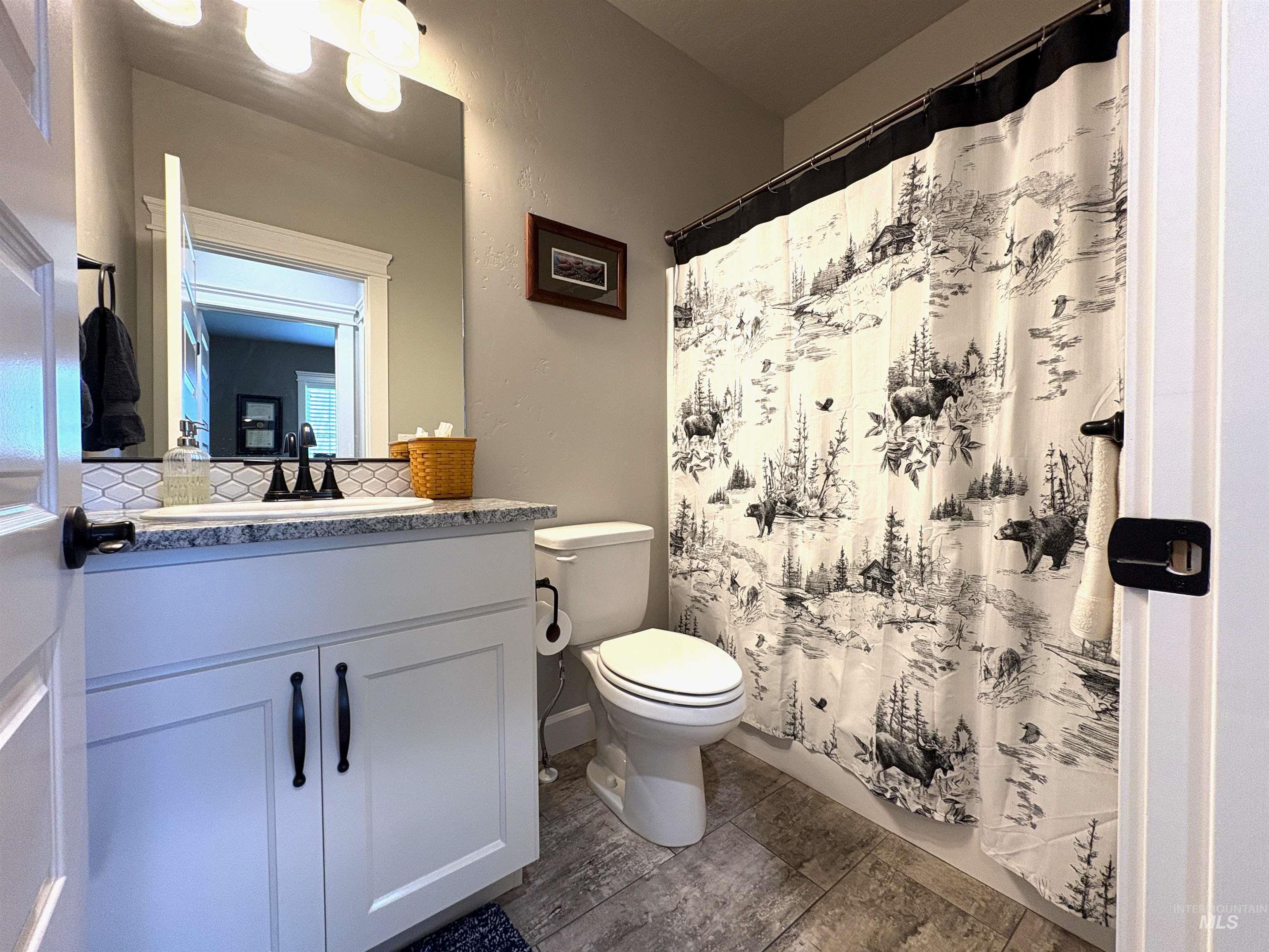 641 E Crest Ridge Dr, Meridian, Idaho 83642, 5 Bedrooms, 3 Bathrooms, Residential For Sale, Price $850,000,MLS 98982539