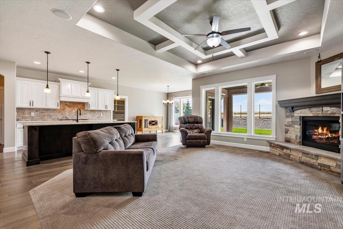 641 E Crest Ridge Dr, Meridian, Idaho 83642, 5 Bedrooms, 3 Bathrooms, Residential For Sale, Price $825,000,MLS 98982539