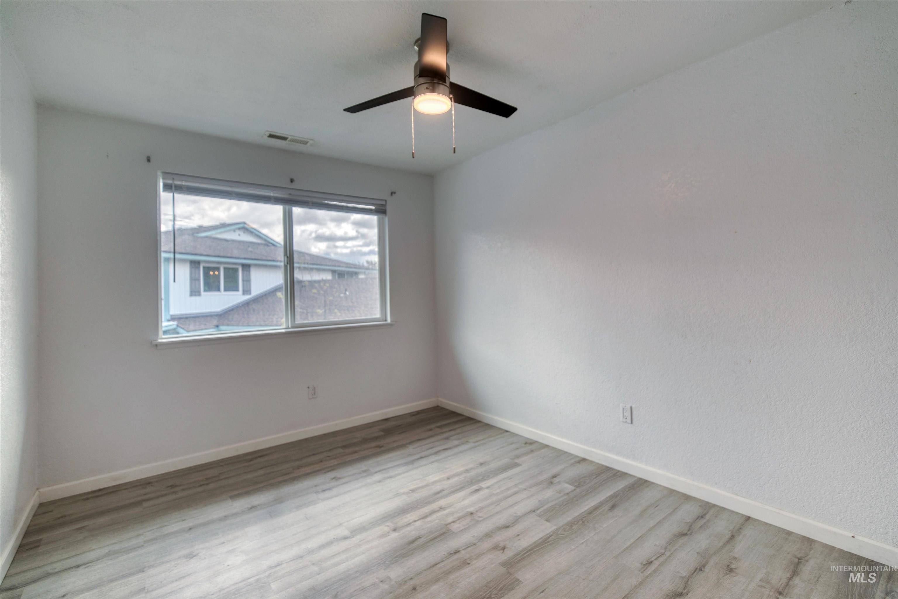 5268 W Kootenai St., Boise, Idaho 83705, 2 Bedrooms, 1 Bathroom, Residential For Sale, Price $274,900, 98982540