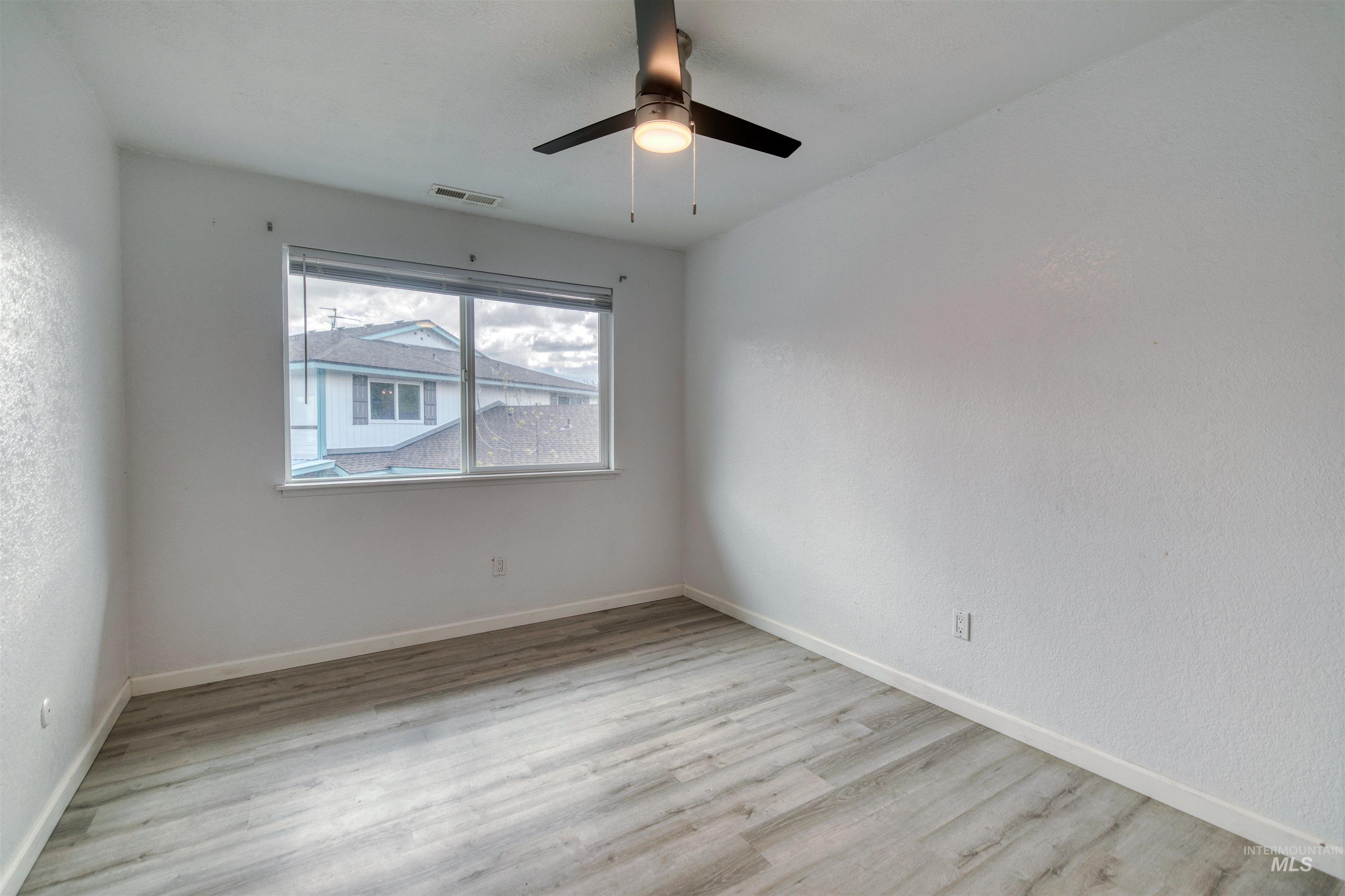 5268 W Kootenai St., Boise, Idaho 83705, 2 Bedrooms, 1 Bathroom, Residential For Sale, Price $274,900, 98982540