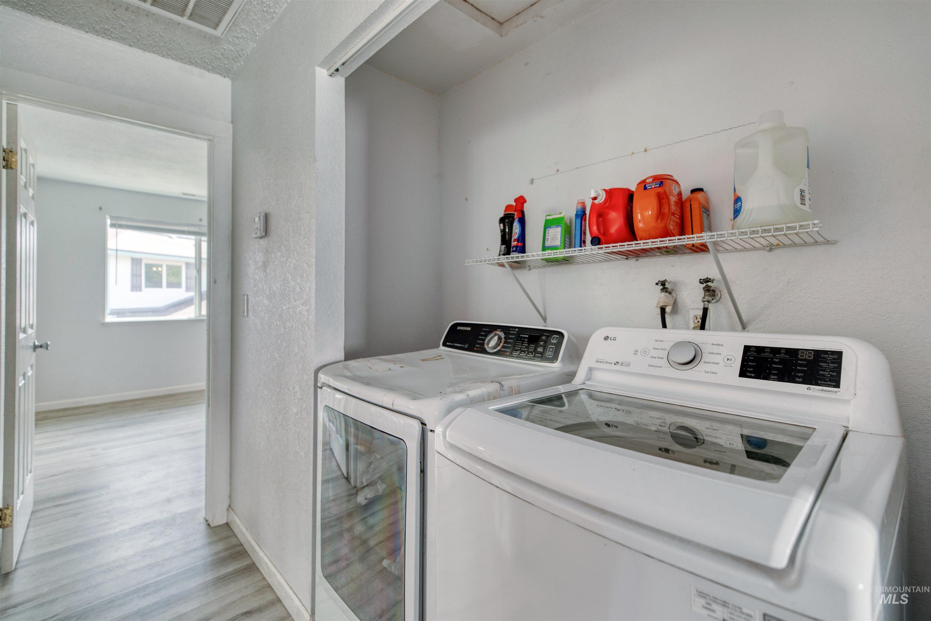 5268 W Kootenai St., Boise, Idaho 83705, 2 Bedrooms, 1 Bathroom, Residential For Sale, Price $274,900, 98982540