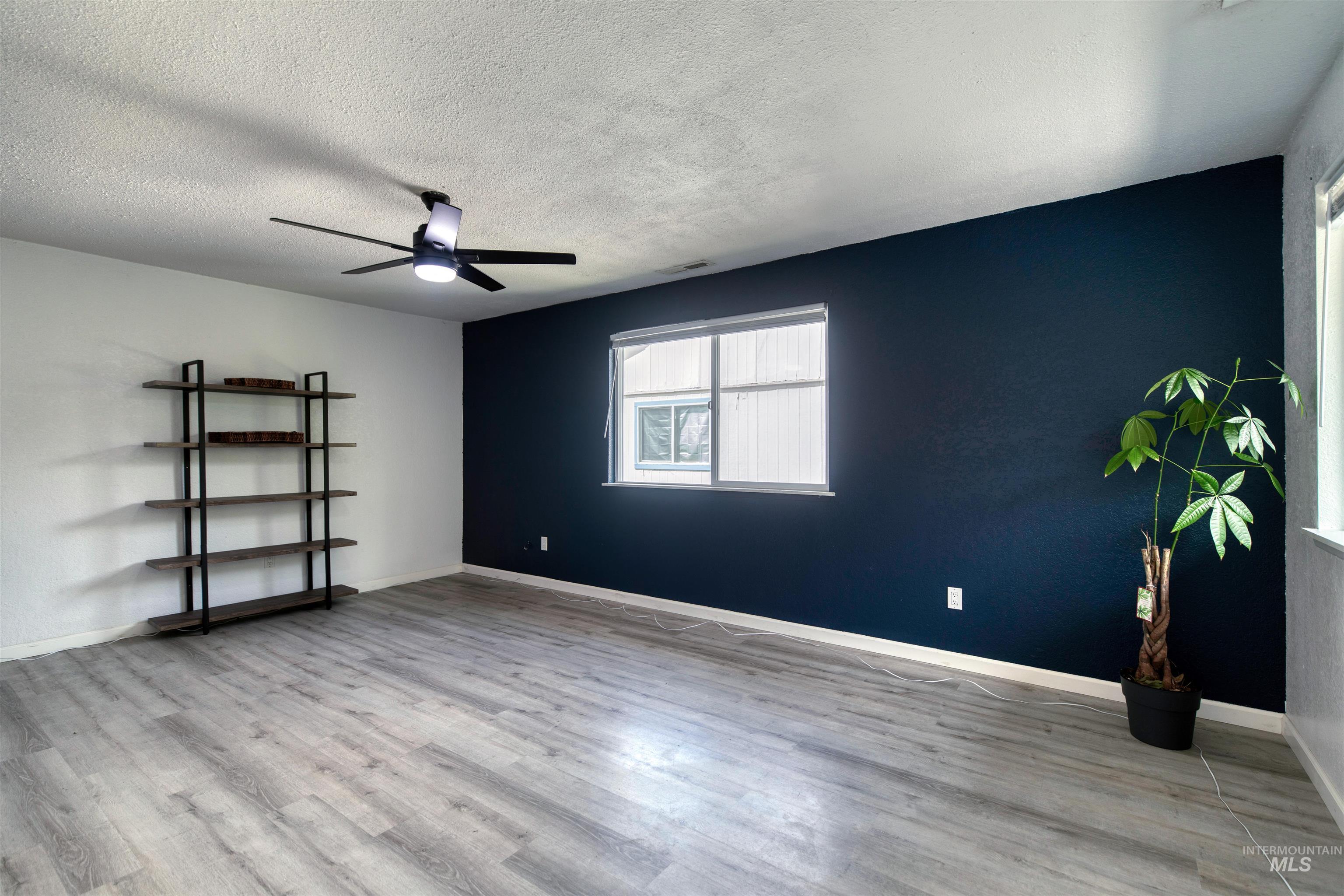 5268 W Kootenai St., Boise, Idaho 83705, 2 Bedrooms, 1 Bathroom, Residential For Sale, Price $274,900, 98982540