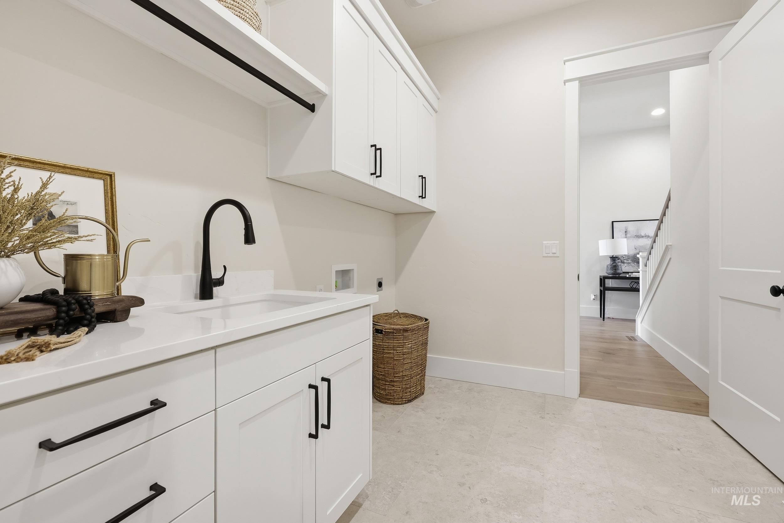 1064 E Snag St, Meridian, Idaho 83642, 4 Bedrooms, 3.5 Bathrooms, Residential For Sale, Price $949,777, 98982542