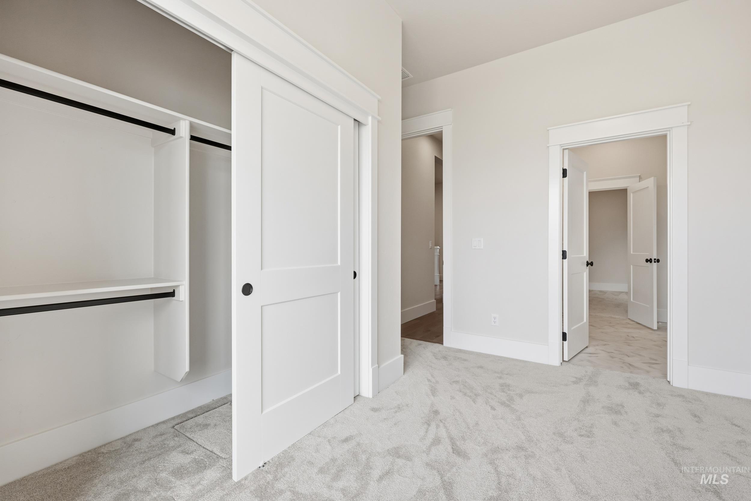 1064 E Snag St, Meridian, Idaho 83642, 4 Bedrooms, 3.5 Bathrooms, Residential For Sale, Price $949,777, 98982542