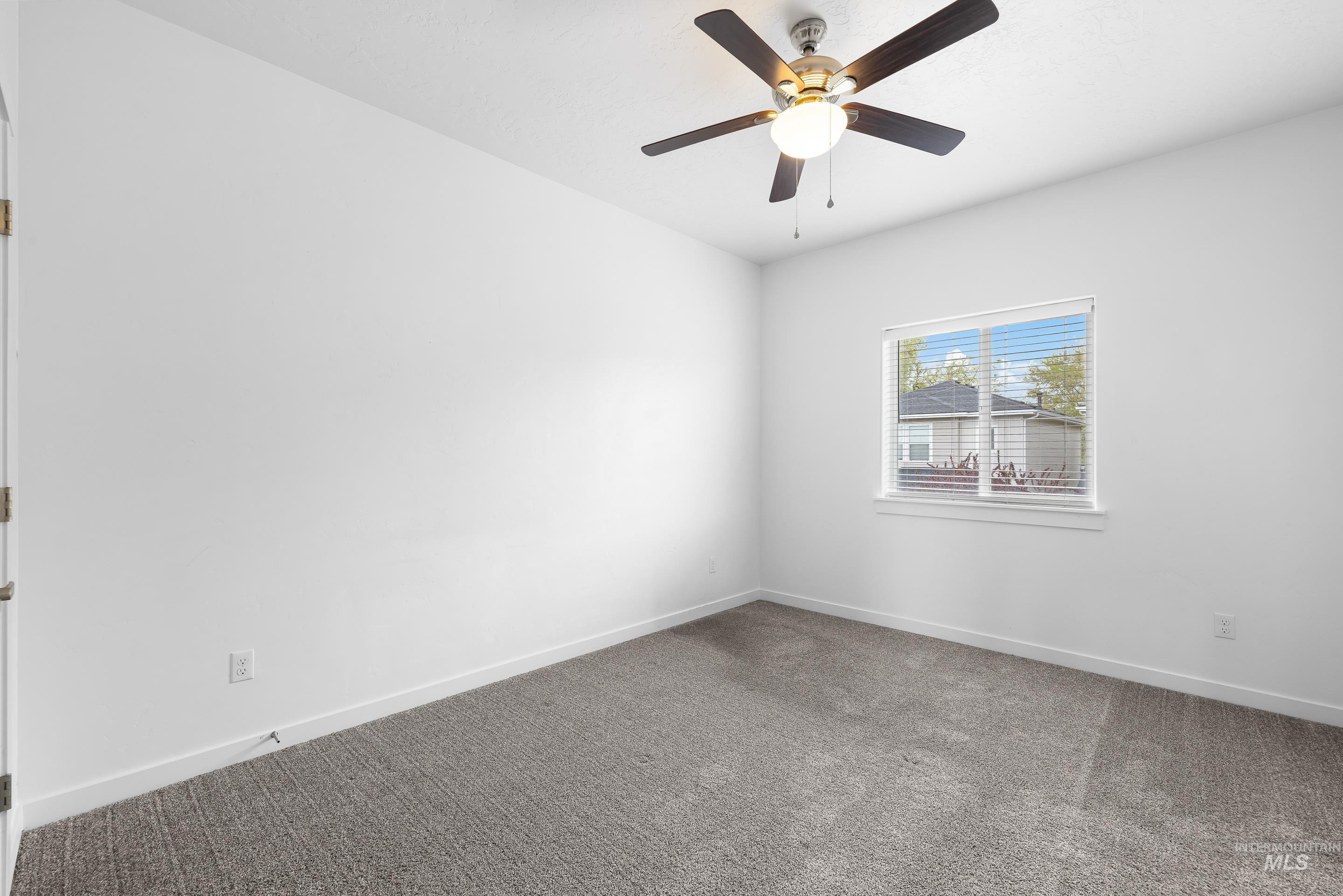 2068 W Bella Lane, Nampa, Idaho 83651, 3 Bedrooms, 2.5 Bathrooms, Residential For Sale, Price $379,000, 98982543