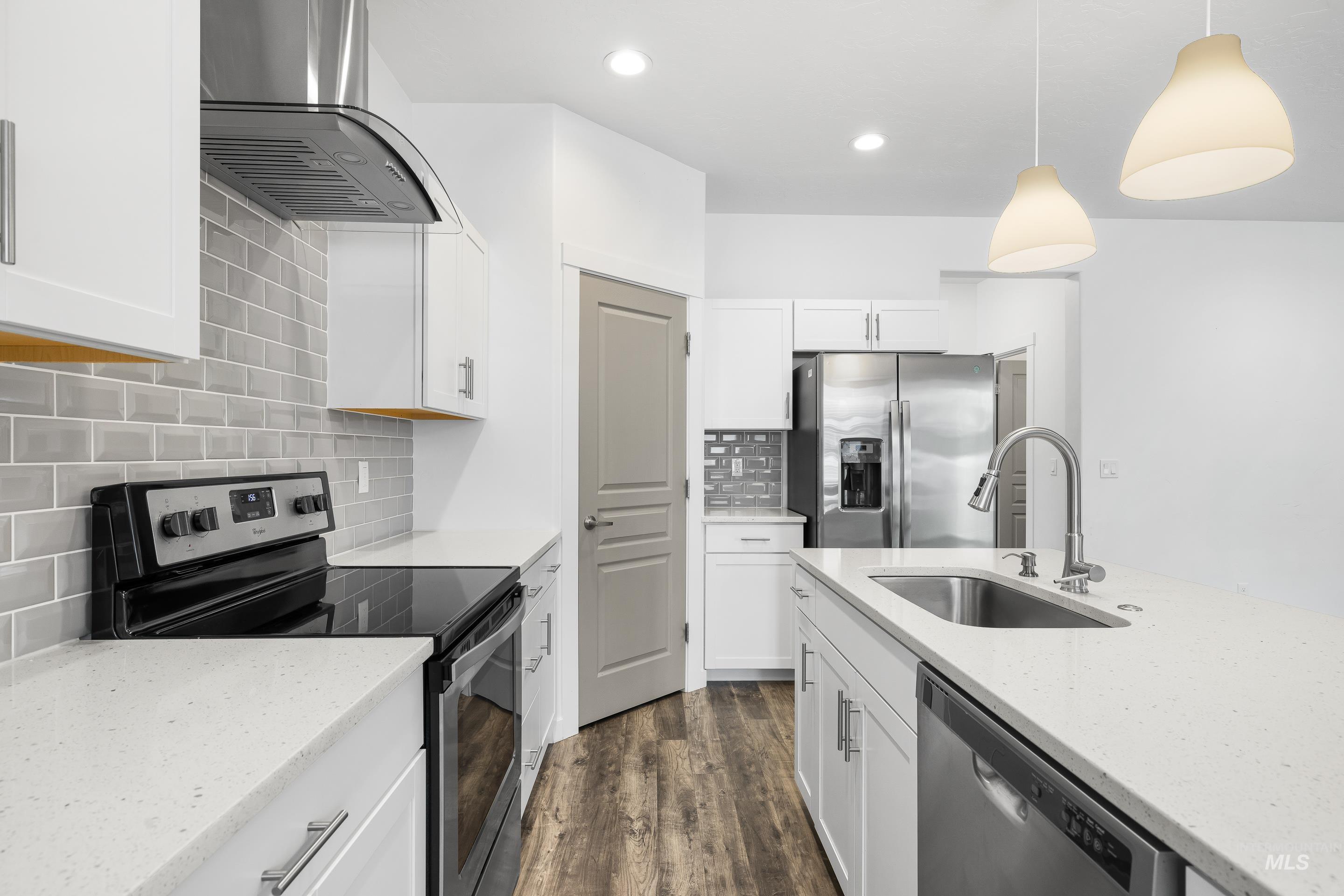 2068 W Bella Lane, Nampa, Idaho 83651, 3 Bedrooms, 2.5 Bathrooms, Residential For Sale, Price $379,000, 98982543