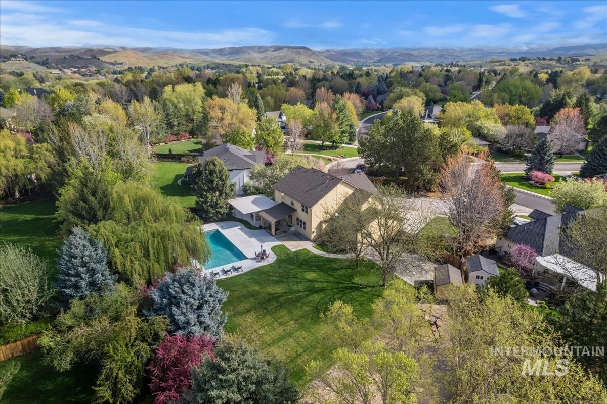 2063 N Parkforest Way, Eagle, Idaho 83616, 7 Bedrooms, 4.5 Bathrooms, Residential For Sale, Price $1,249,000, 98982545