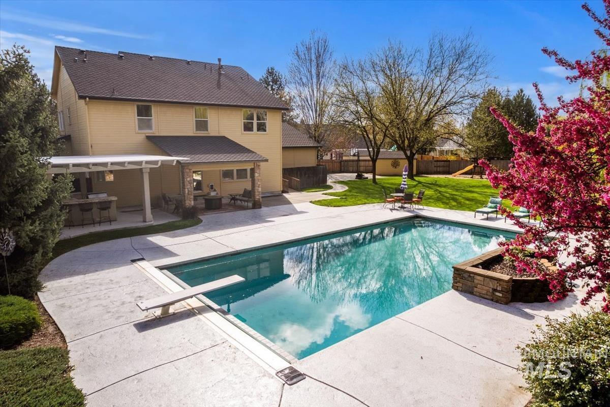 2063 N Parkforest Way, Eagle, Idaho 83616, 7 Bedrooms, 4.5 Bathrooms, Residential For Sale, Price $1,249,000, 98982545