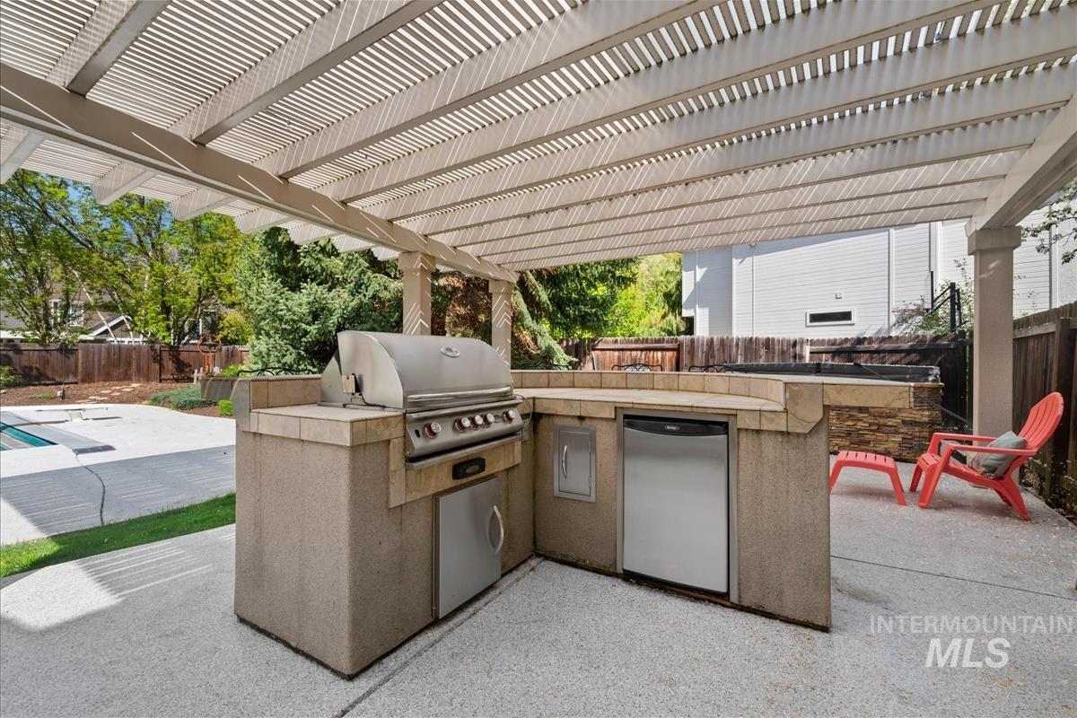 2063 N Parkforest Way, Eagle, Idaho 83616, 7 Bedrooms, 4.5 Bathrooms, Residential For Sale, Price $1,249,000, 98982545