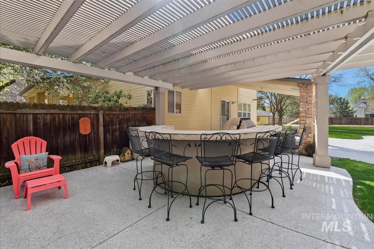 2063 N Parkforest Way, Eagle, Idaho 83616, 7 Bedrooms, 4.5 Bathrooms, Residential For Sale, Price $1,249,000, 98982545