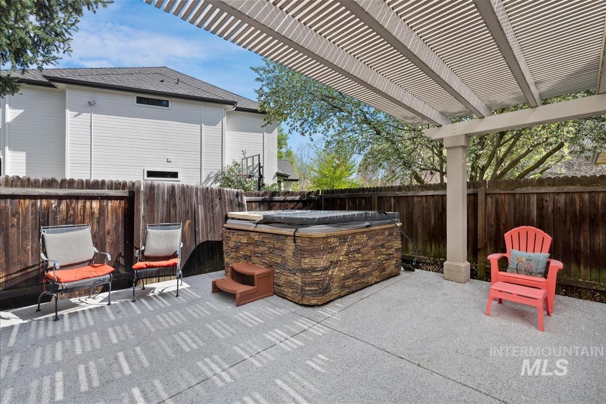 2063 N Parkforest Way, Eagle, Idaho 83616, 7 Bedrooms, 4.5 Bathrooms, Residential For Sale, Price $1,249,000, 98982545