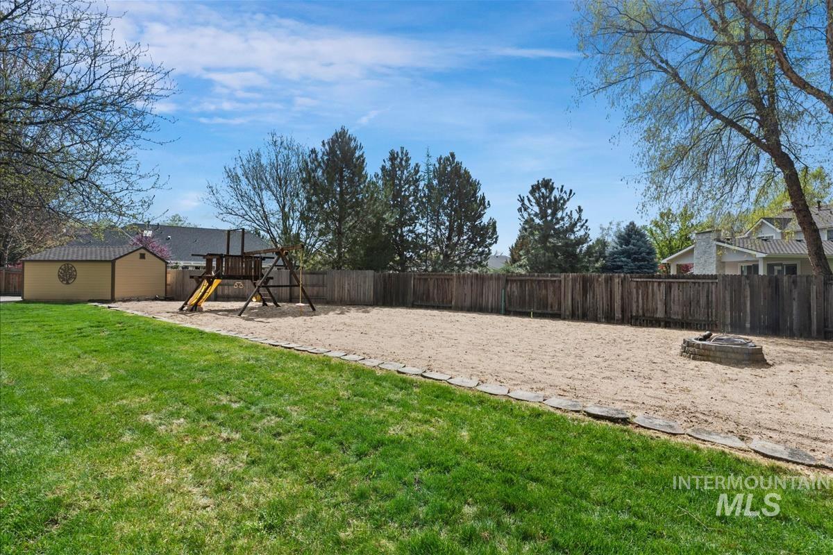 2063 N Parkforest Way, Eagle, Idaho 83616, 7 Bedrooms, 4.5 Bathrooms, Residential For Sale, Price $1,249,000, 98982545