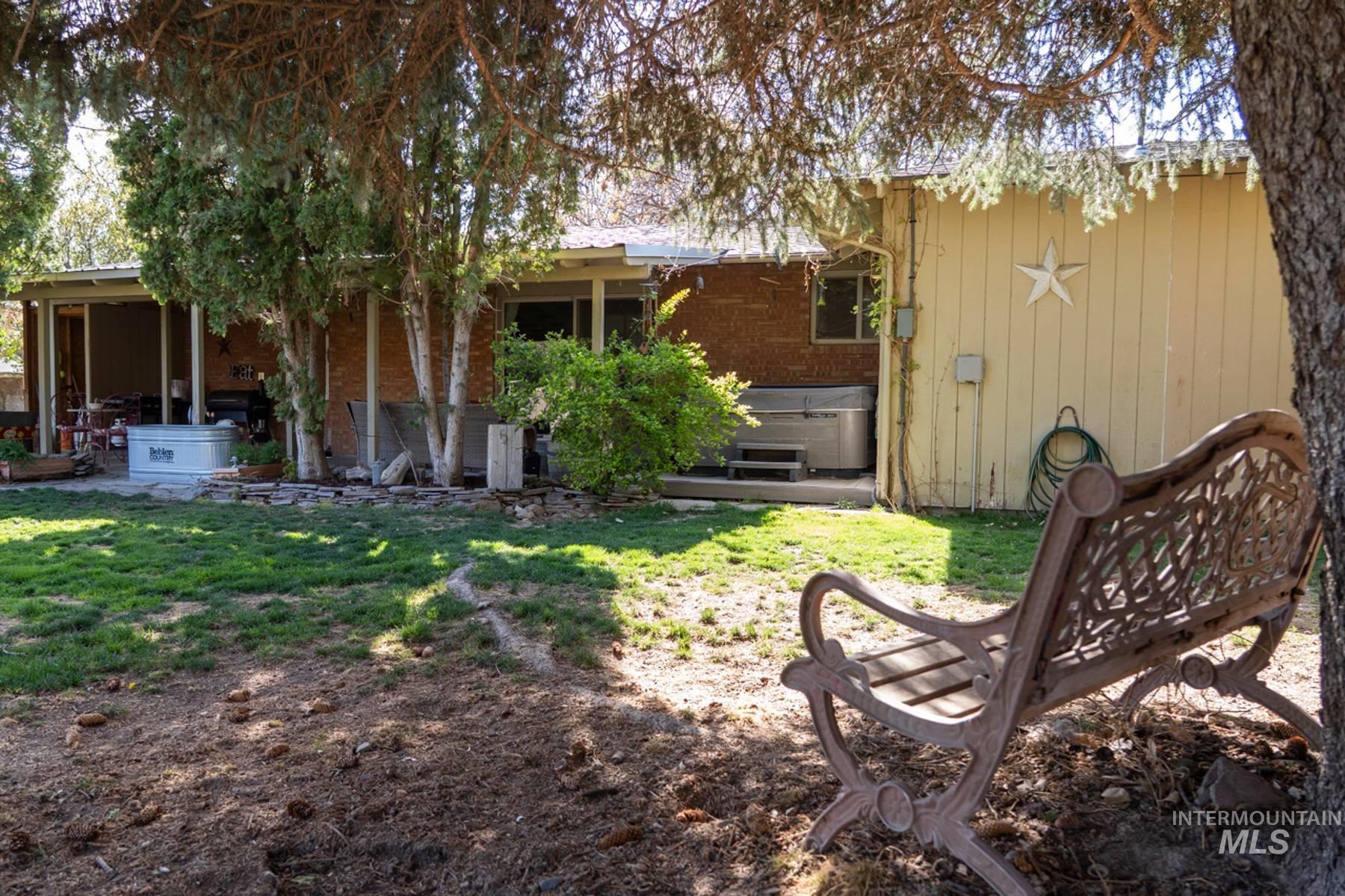 976 Desert View Dr., Twin Falls, Idaho 83301, 4 Bedrooms, 3 Bathrooms, Residential For Sale, Price $449,000,MLS 98982546