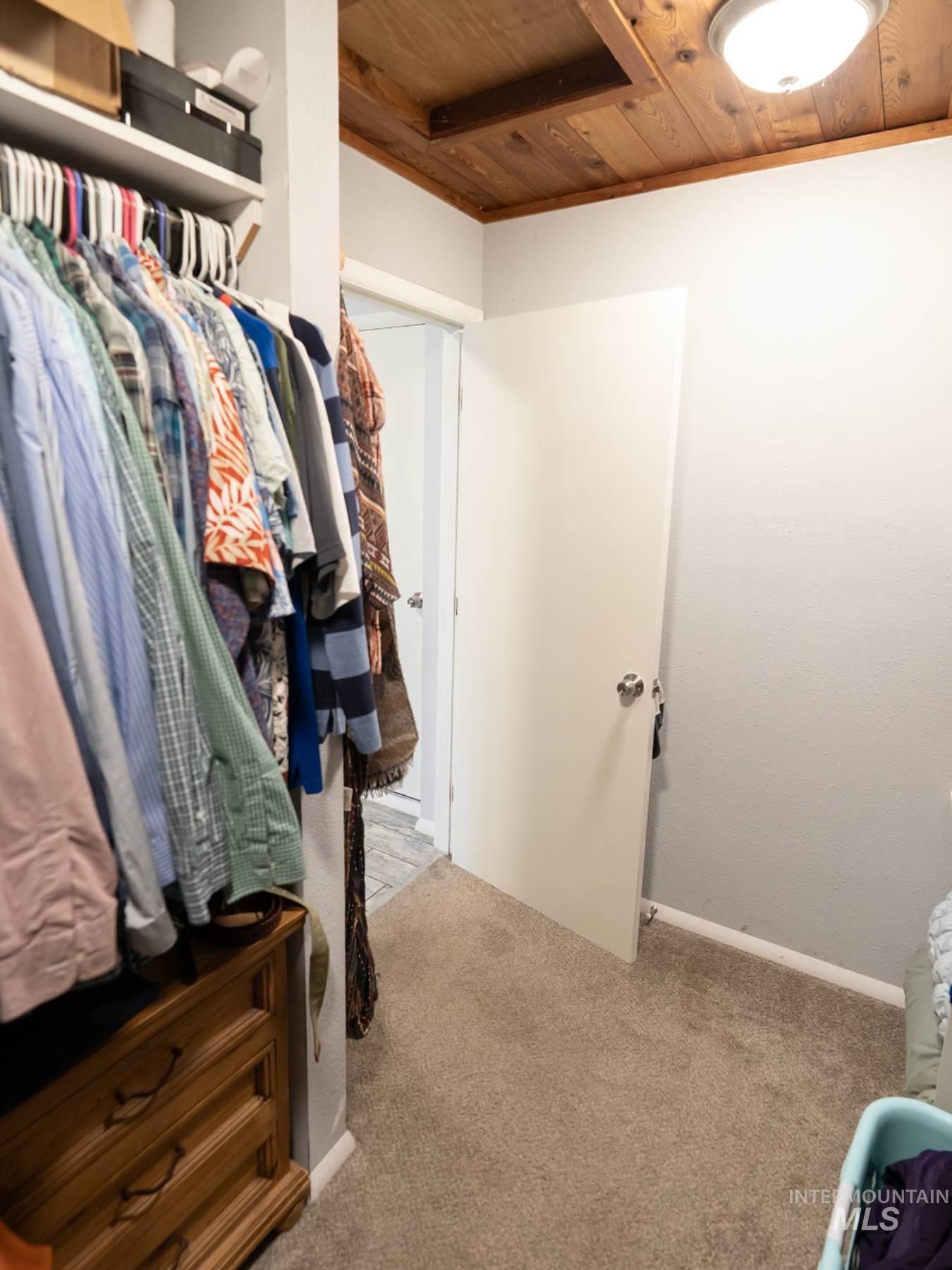 976 Desert View Dr., Twin Falls, Idaho 83301, 4 Bedrooms, 3 Bathrooms, Residential For Sale, Price $449,000,MLS 98982546